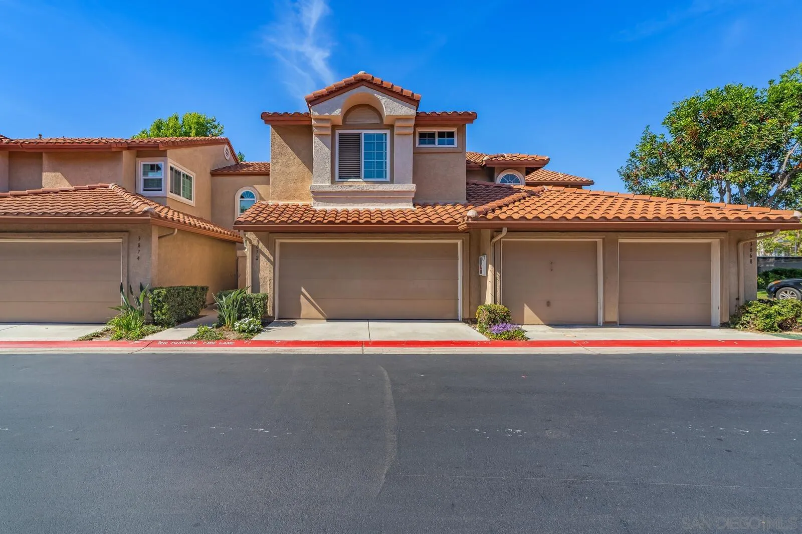 Photo #2: 250033179 Listing 