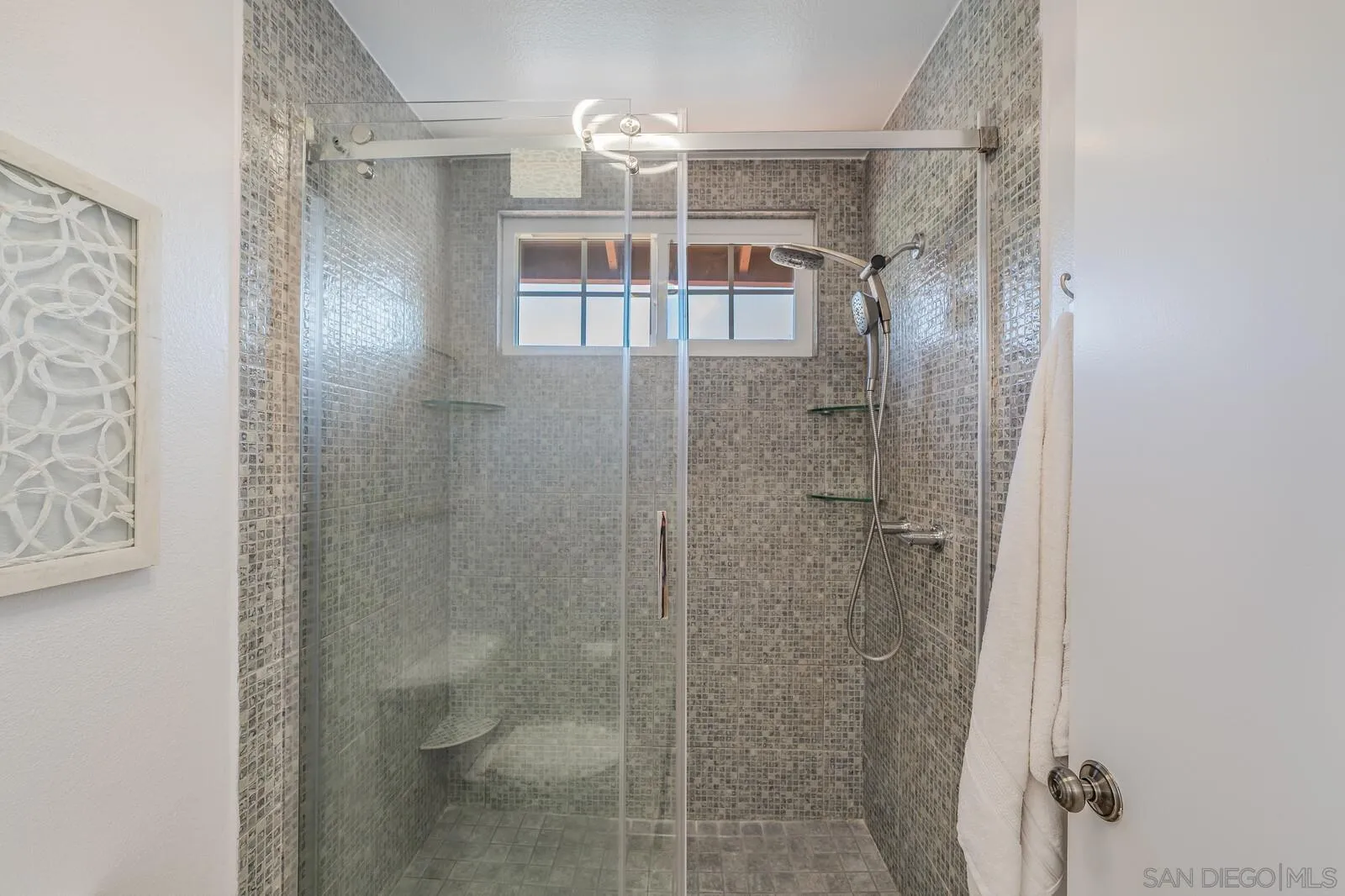 Photo #14: 250033179 Listing: Photo #14