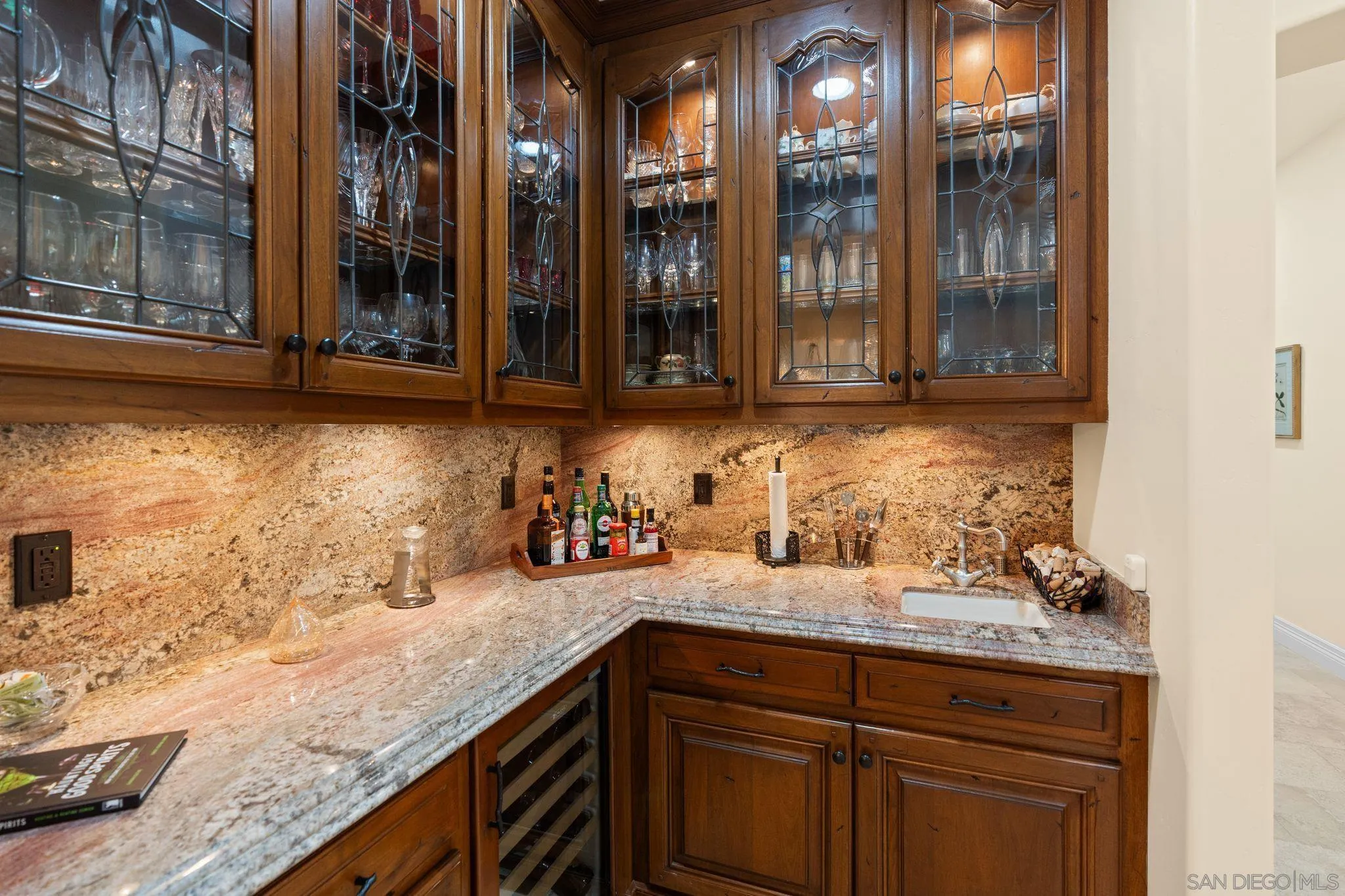 https://cdn.realtyfeed.com/cdn/127/250033182/0b35daaf84a270f10dc724afb6d96076.webp