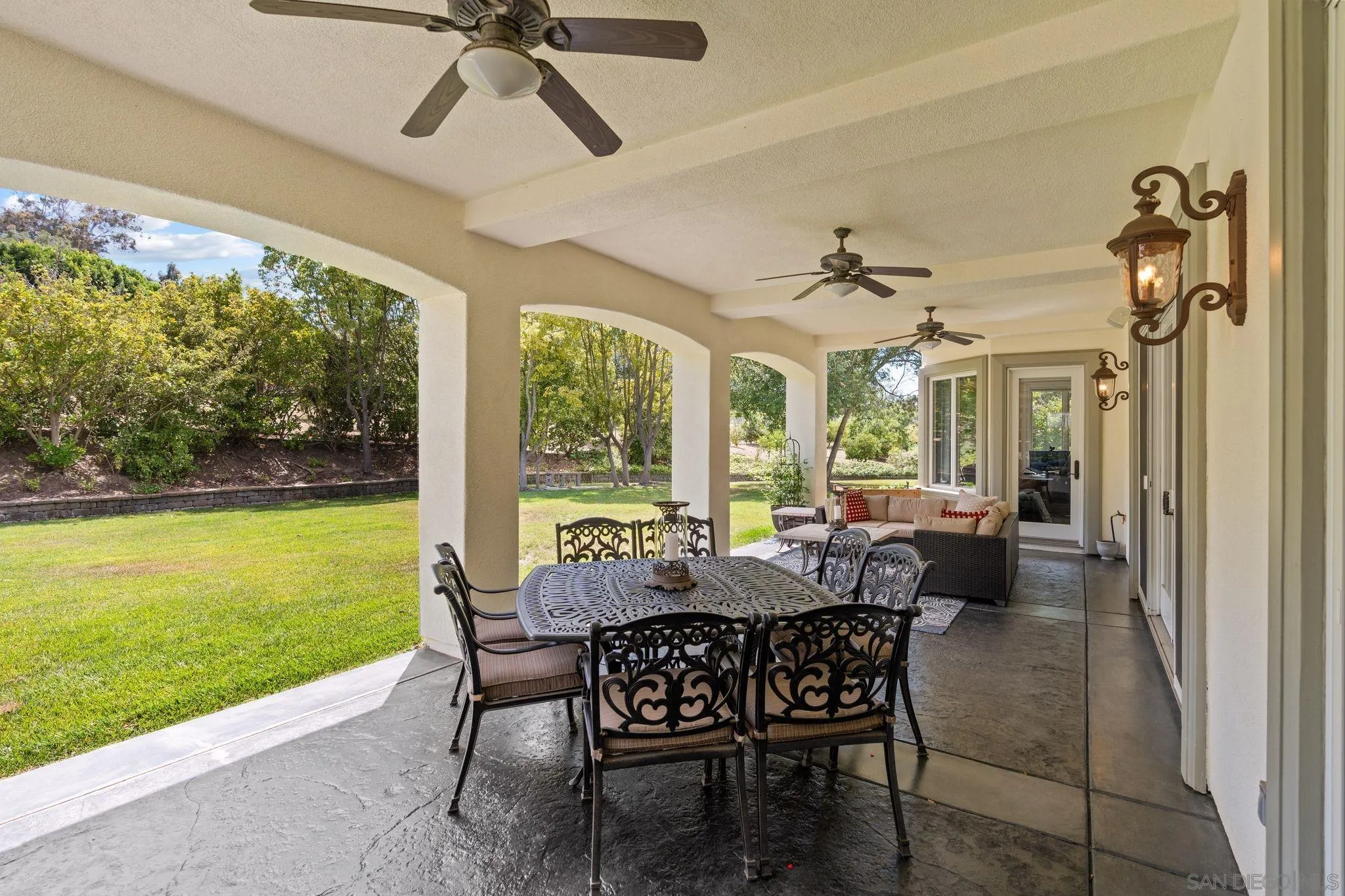 https://cdn.realtyfeed.com/cdn/127/250033182/6e5e6fbd67674c46c823c7723b11eee5.webp