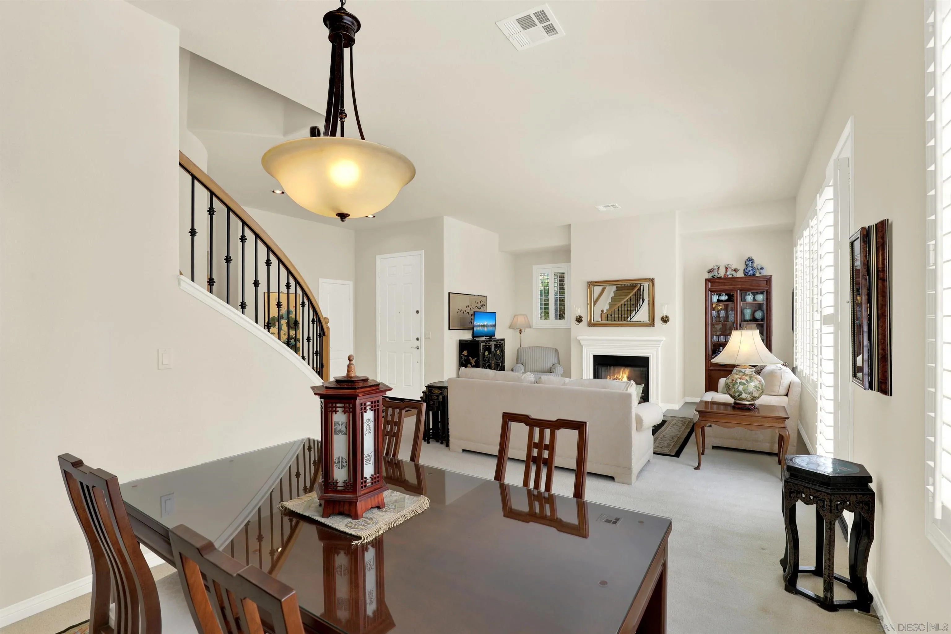 Photo #4: 250033188 Listing 