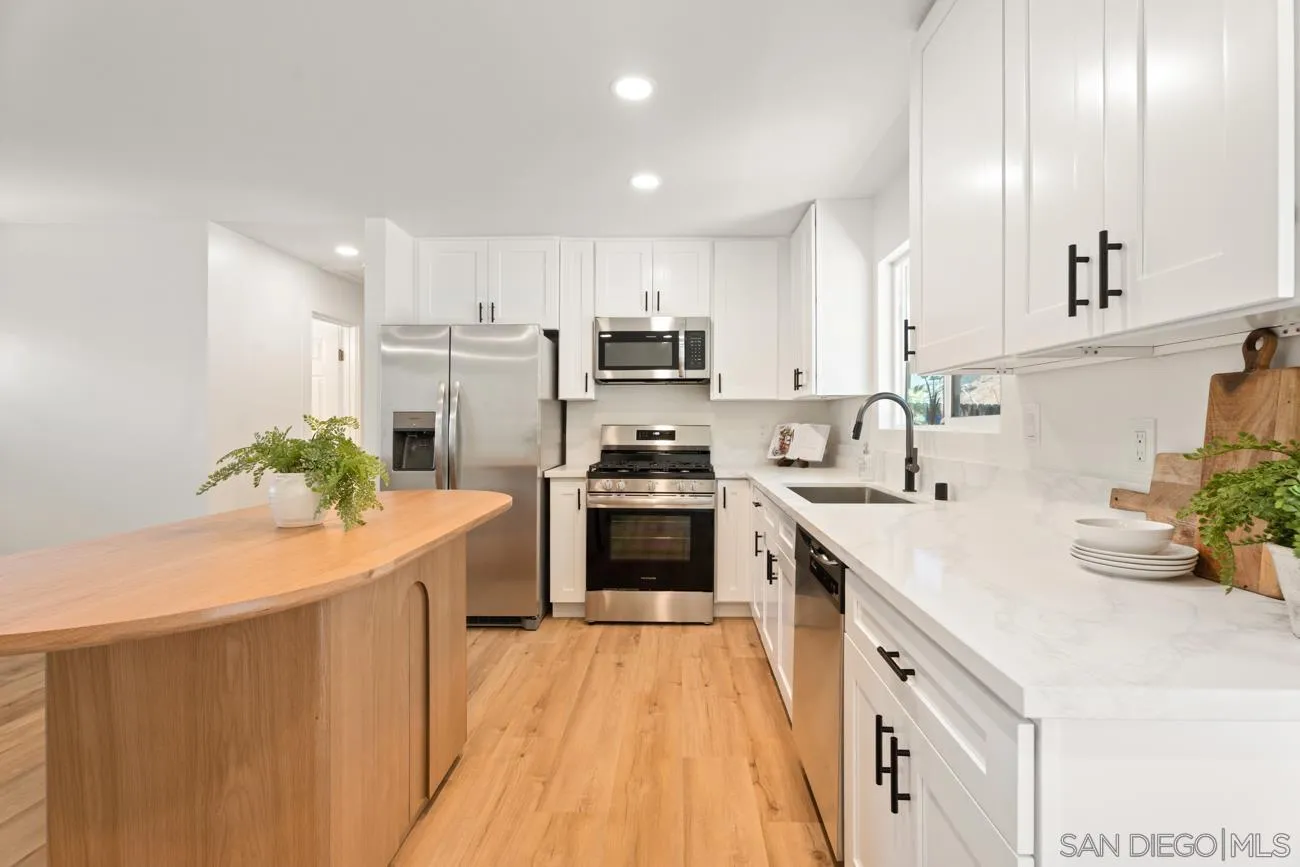 1551 Tarleton Street, SPRING VALLEY, CA 91977 Sold Property