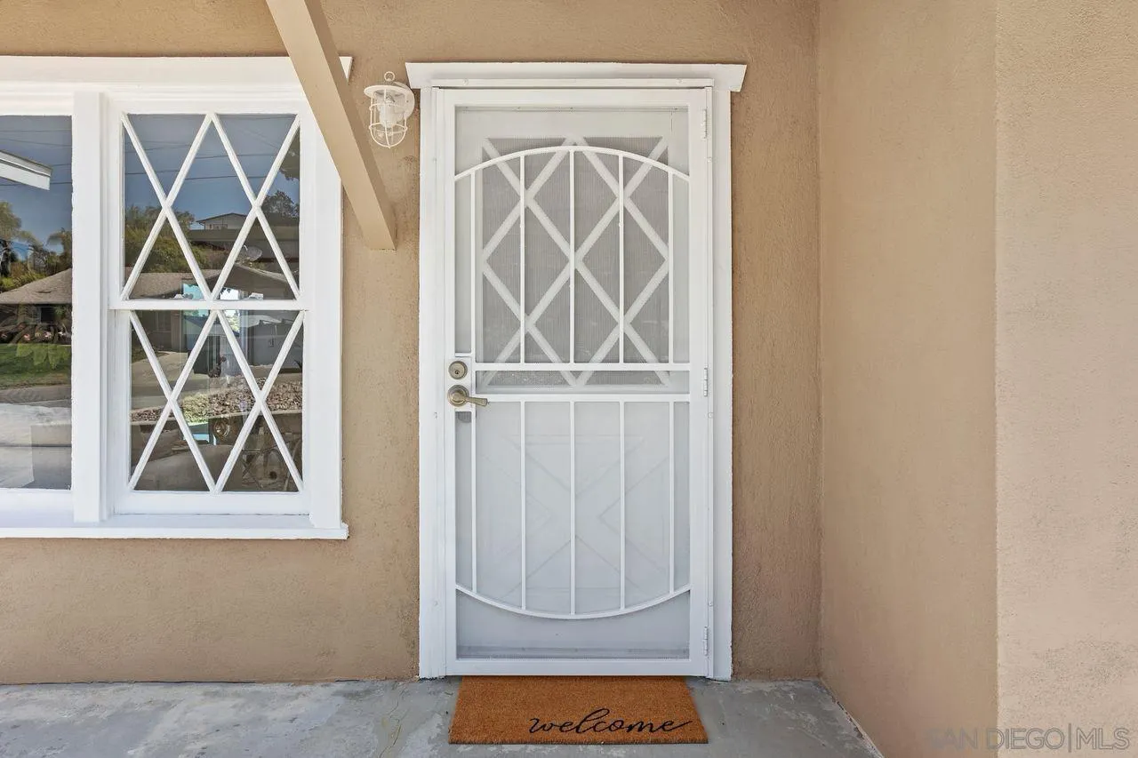 https://cdn.realtyfeed.com/cdn/127/250033192/d3c2df09c0c5830815b089747ee92d87.webp
