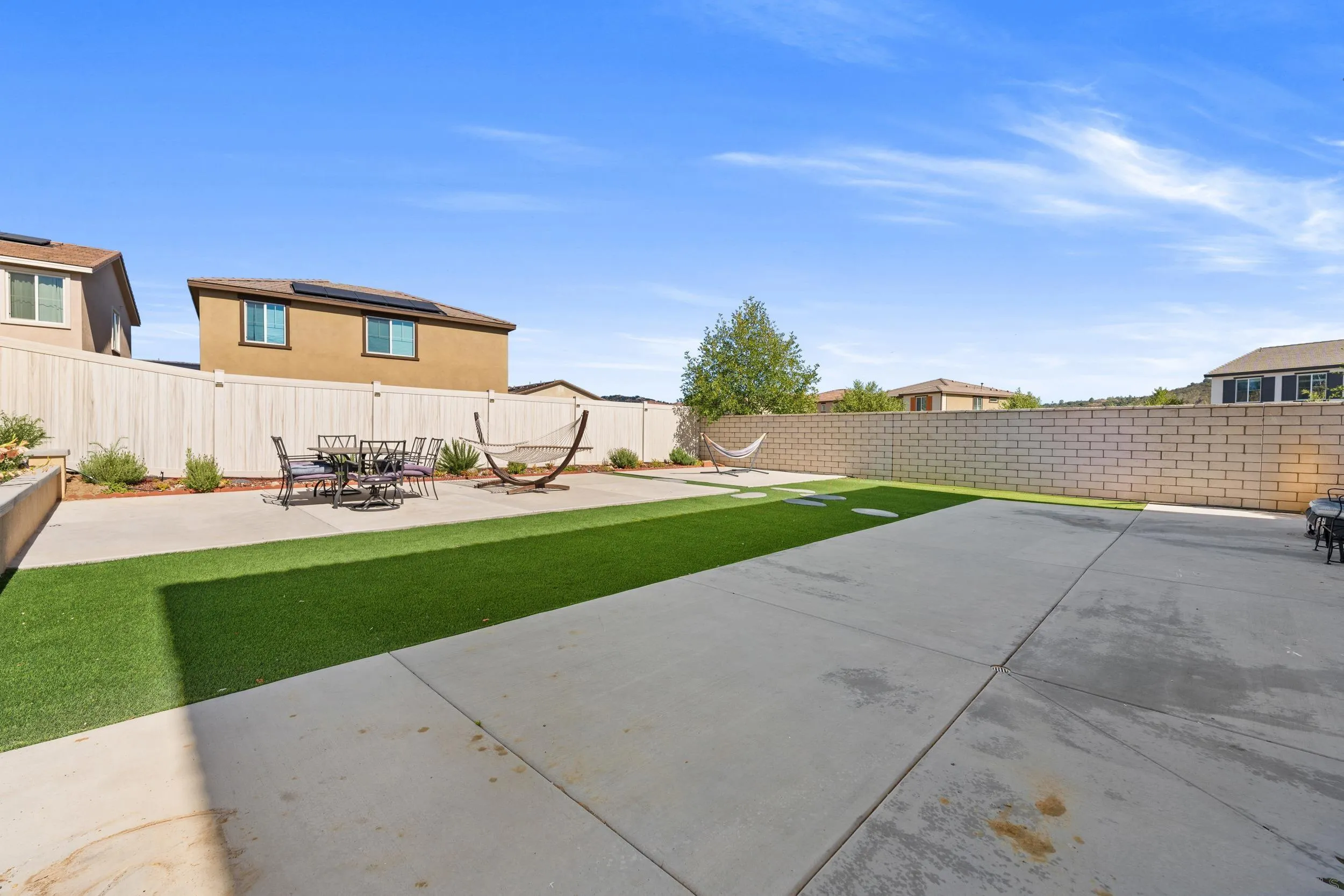 https://cdn.realtyfeed.com/cdn/127/250033207/f82b1752364afa3db203f85be2d6427e.webp