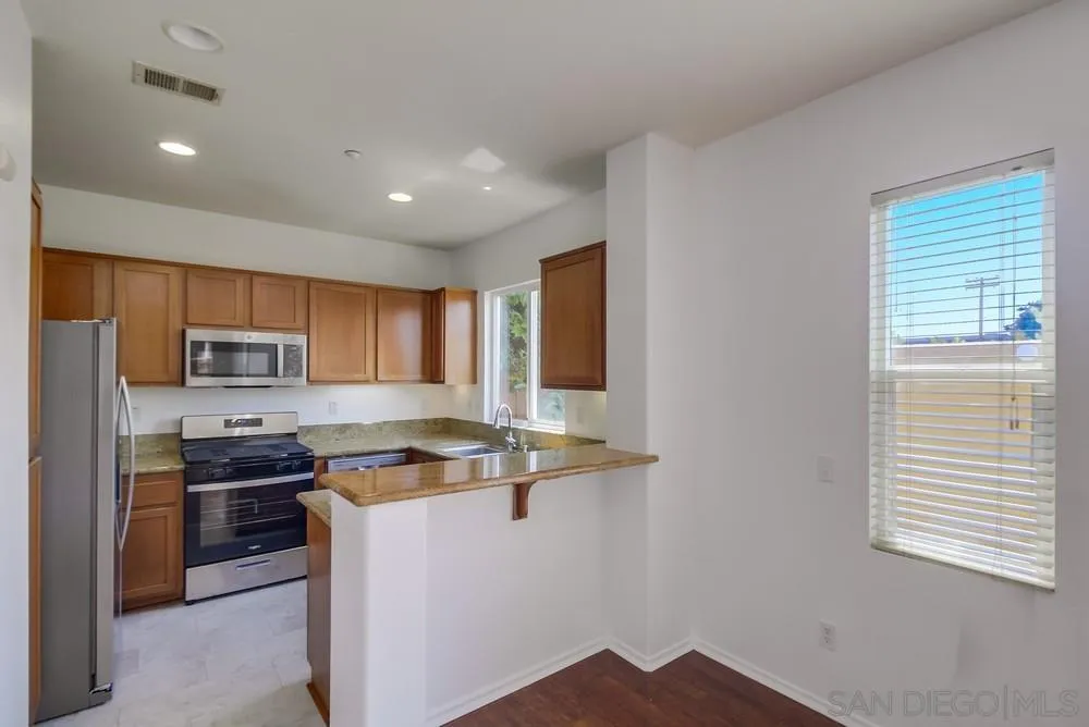 https://cdn.realtyfeed.com/cdn/127/250033214/af85da8deb0a8eeb146bdb0a8ee0b7d9.webp