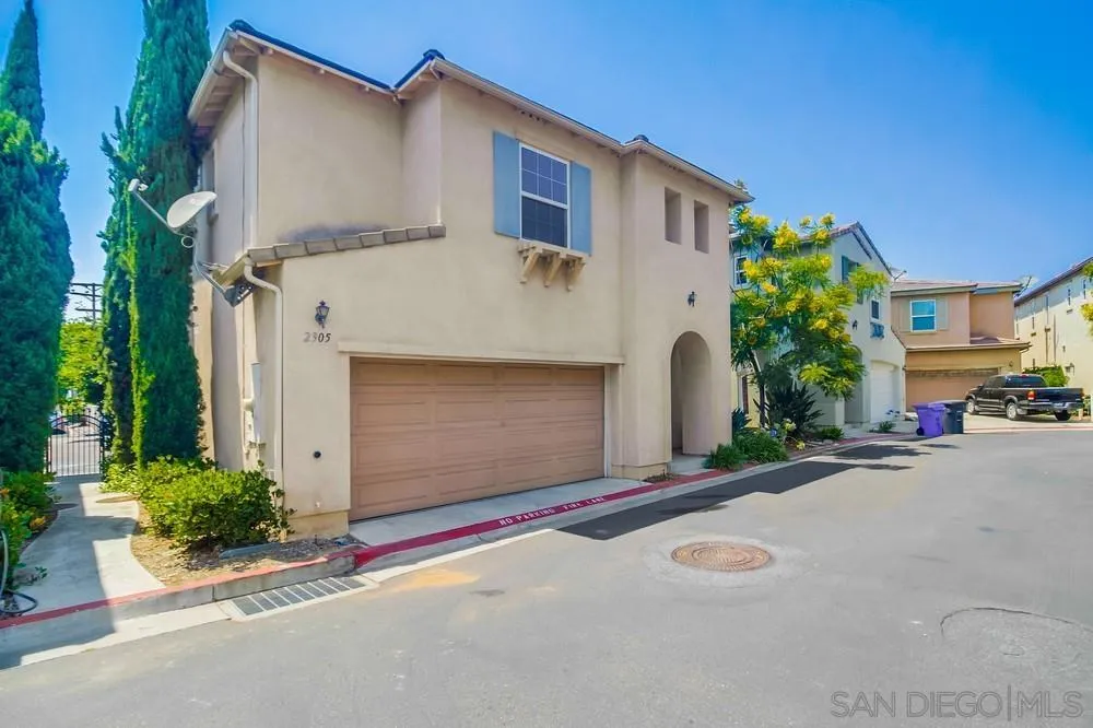 https://cdn.realtyfeed.com/cdn/127/250033214/ffbb1a81f1c3f0fadfd5d57badaf1b69.webp