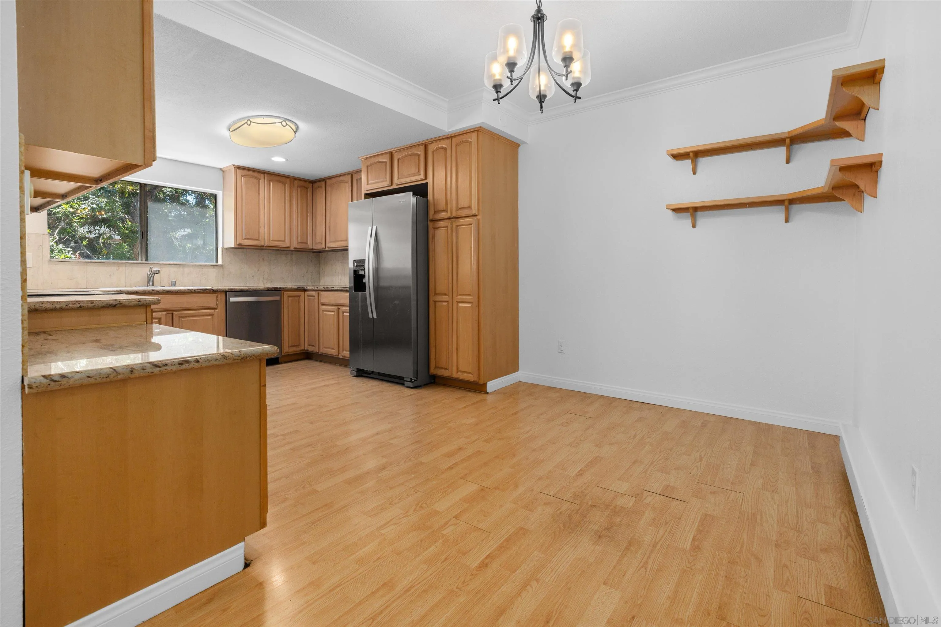 https://cdn.realtyfeed.com/cdn/127/250033240/04cb3802c773e1c0b475e2cfa68b392b.webp