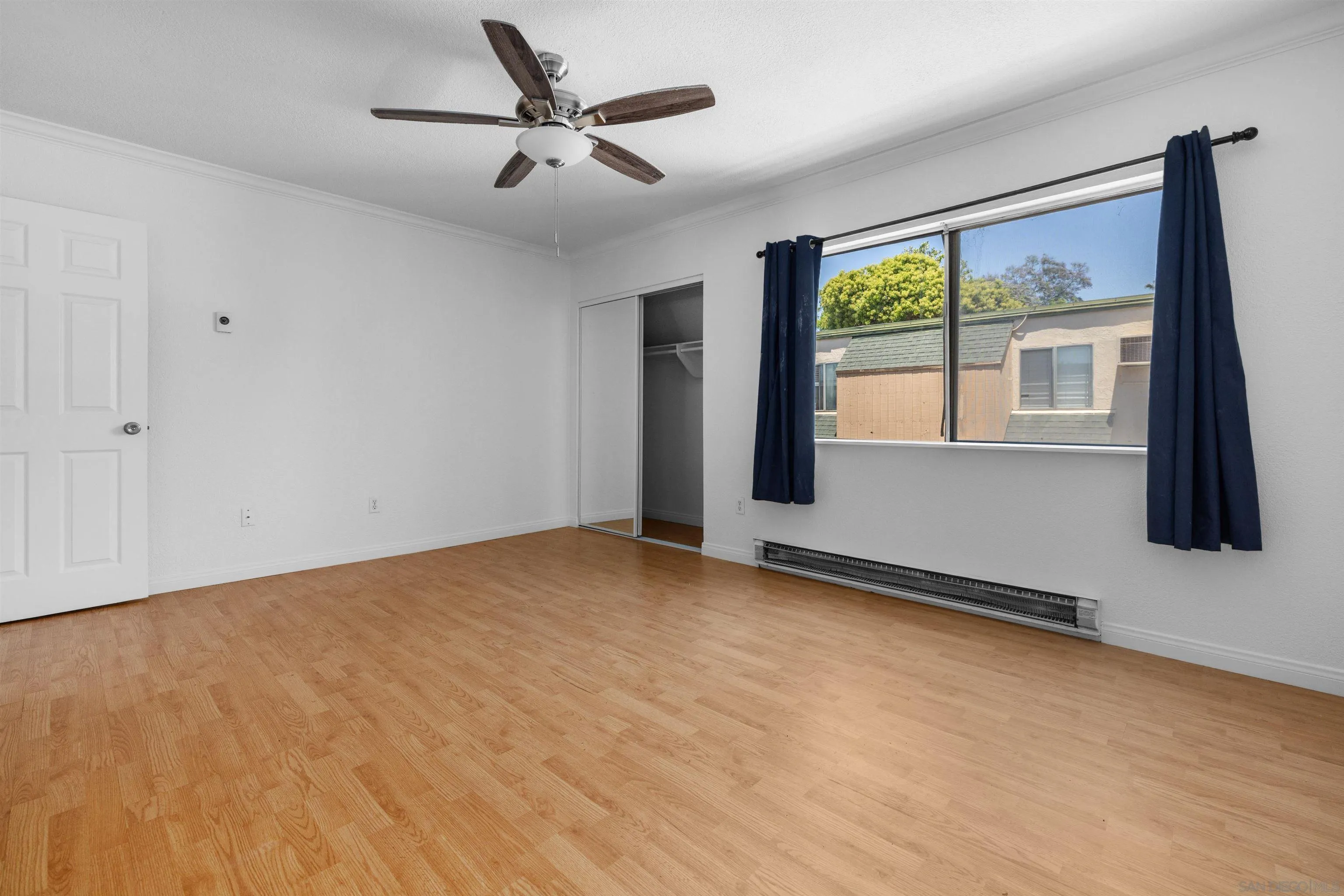 https://cdn.realtyfeed.com/cdn/127/250033240/2ae9b29d588e6876b10b55d0f1206675.webp