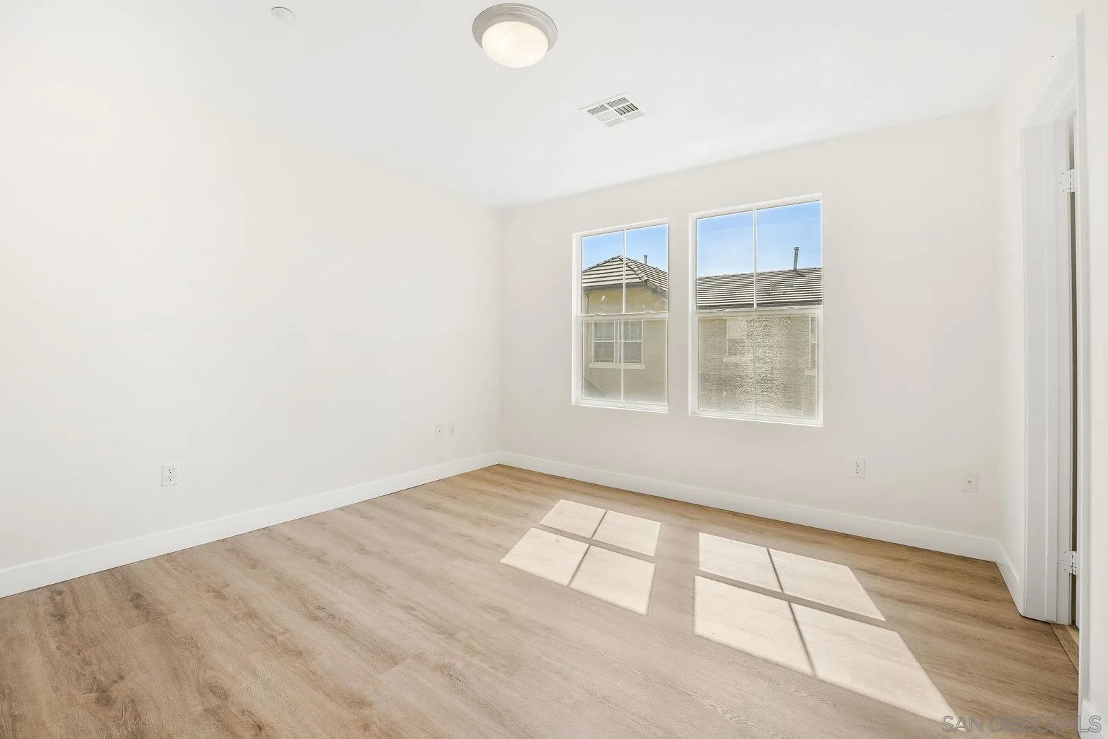 Photo #20: 250033244 Listing: Photo #20
