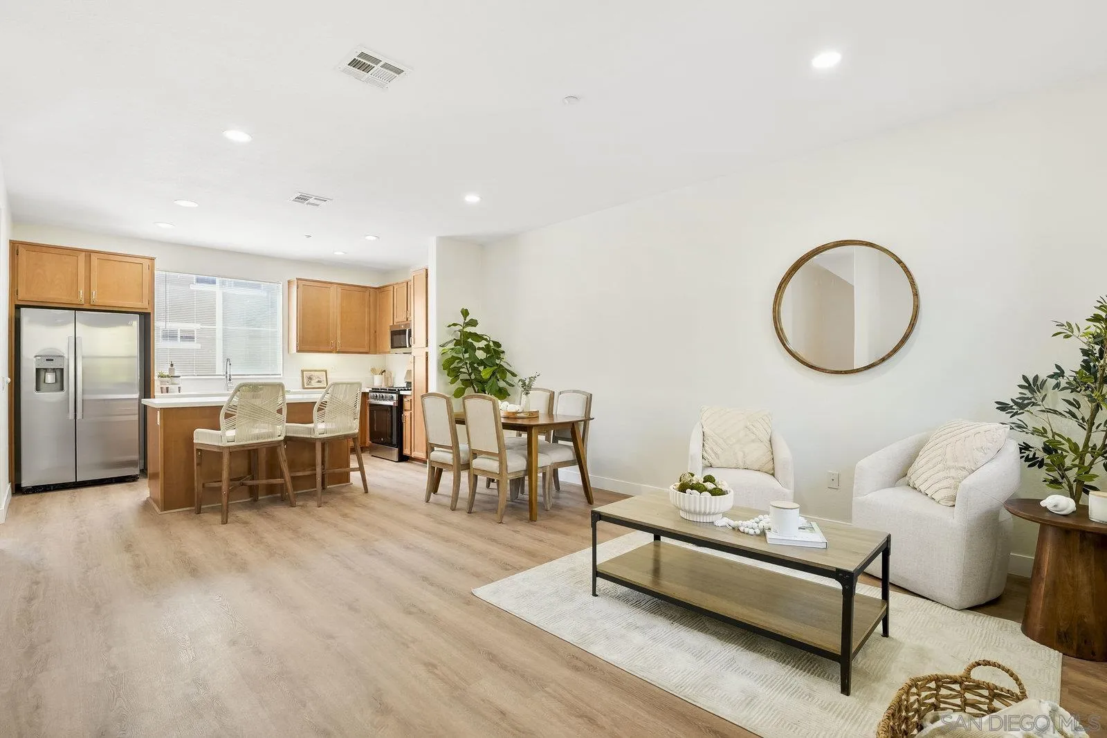 Photo #8: 250033244 Listing: Photo #8