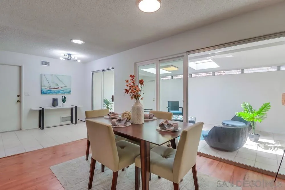 Photo #4: 250033266 Listing 