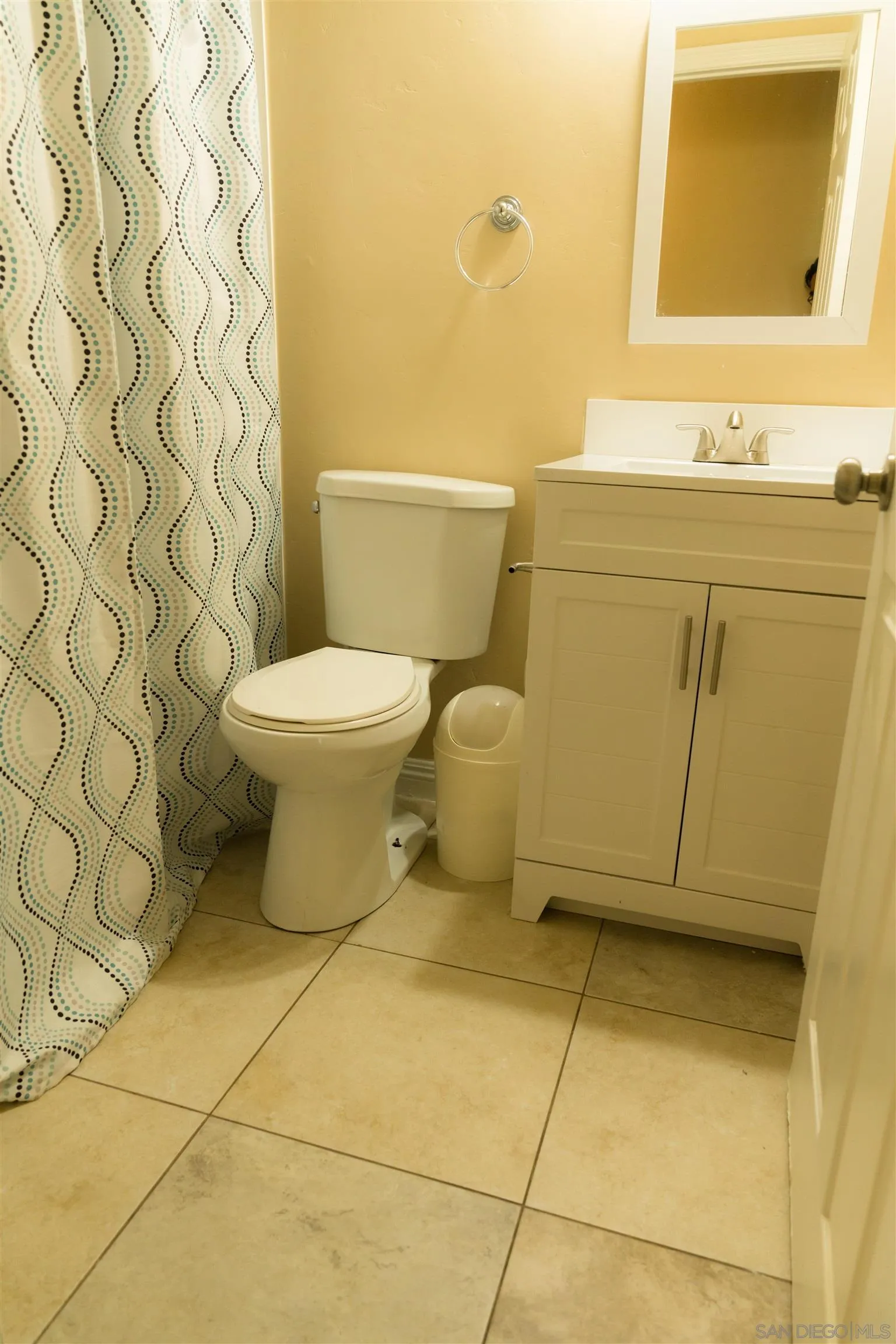 https://cdn.realtyfeed.com/cdn/127/250033289/7274d6b95b212850afb65a284c33ce2a.webp