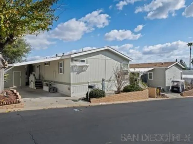 https://cdn.realtyfeed.com/cdn/127/250033298/274624a03dd739731f0cae62b2bc598f.webp