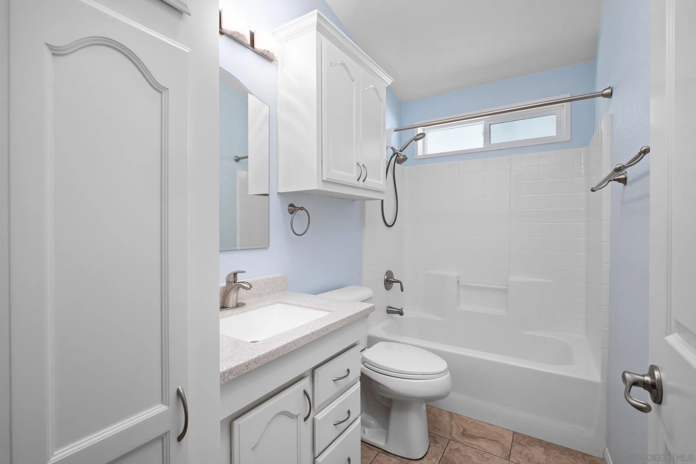 https://cdn.realtyfeed.com/cdn/127/250033298/644fe40eac22b69674f6c89808cbf78c.webp