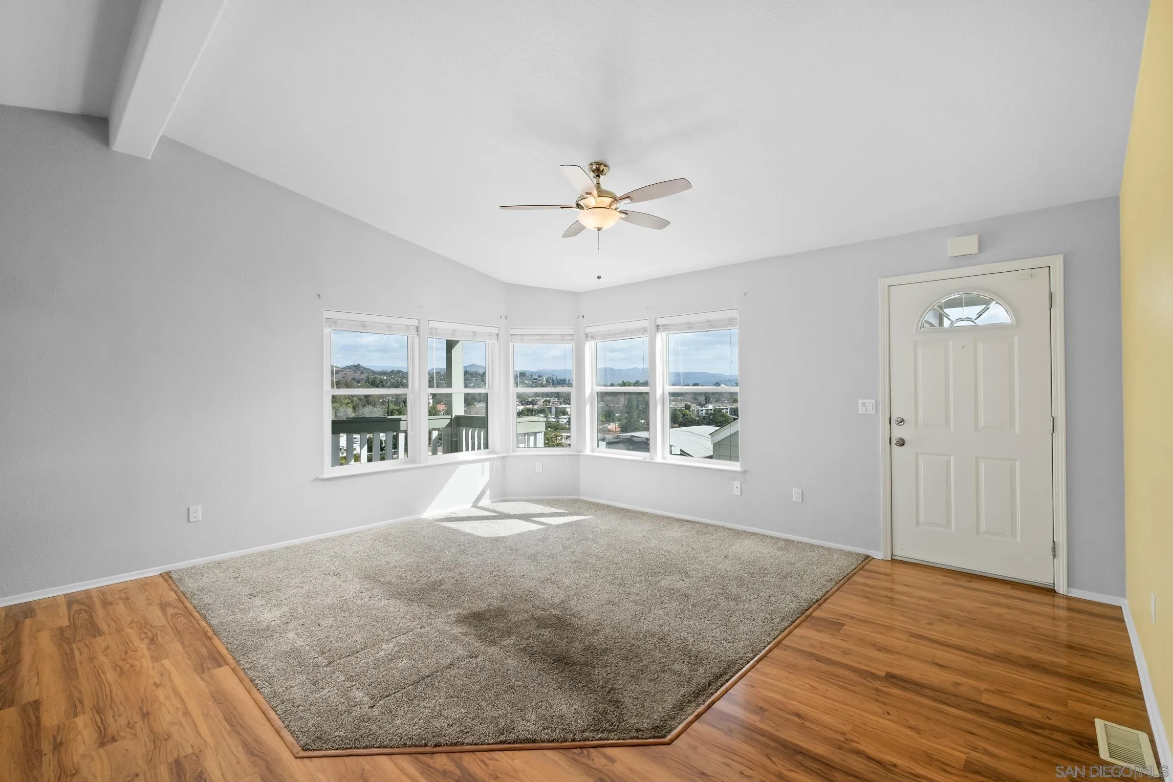 https://cdn.realtyfeed.com/cdn/127/250033298/935ccc4443a39c6f0a09d55036197a44.webp
