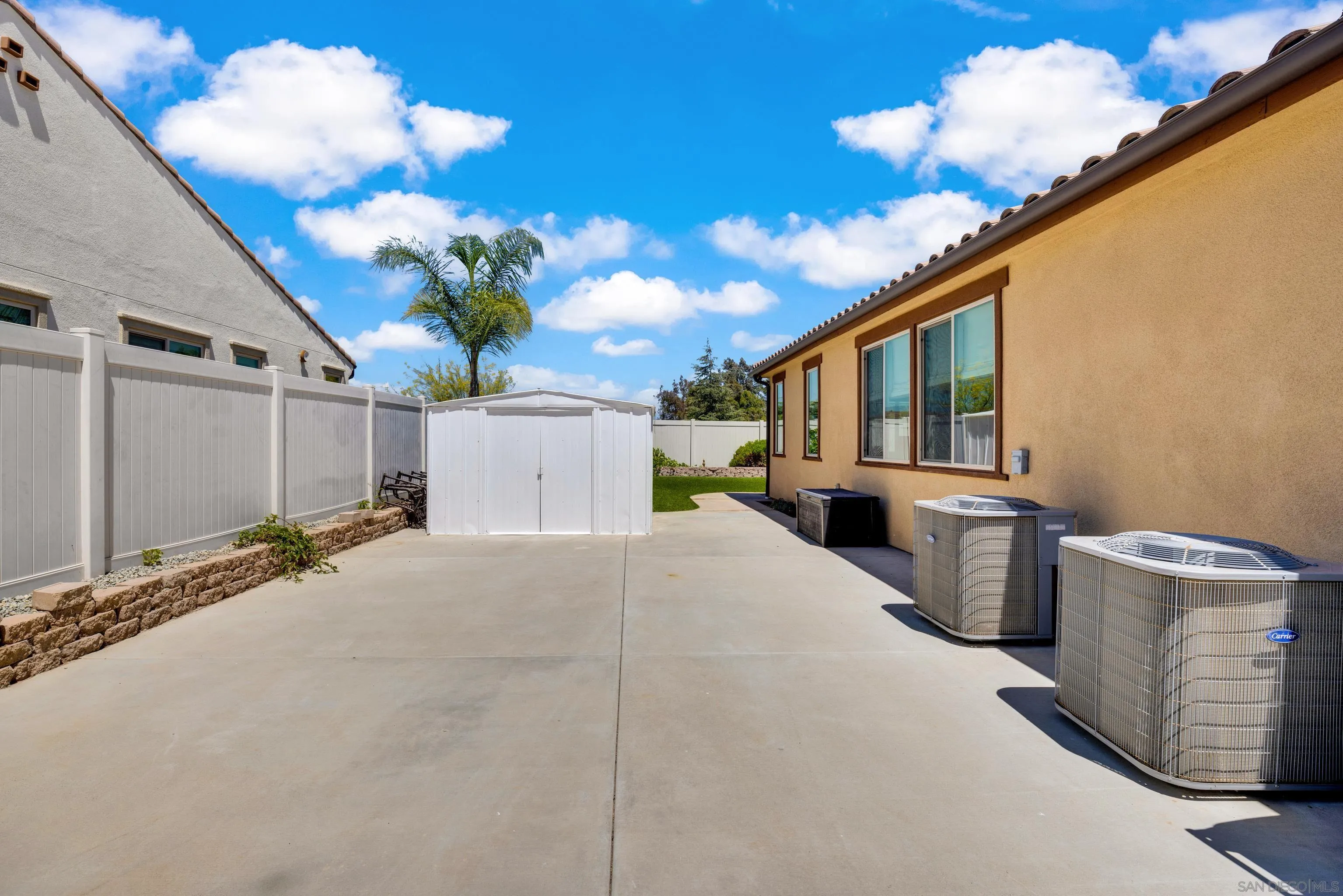 https://cdn.realtyfeed.com/cdn/127/250033302/08771472eb8a8e0877db04fe6961ac4c.webp