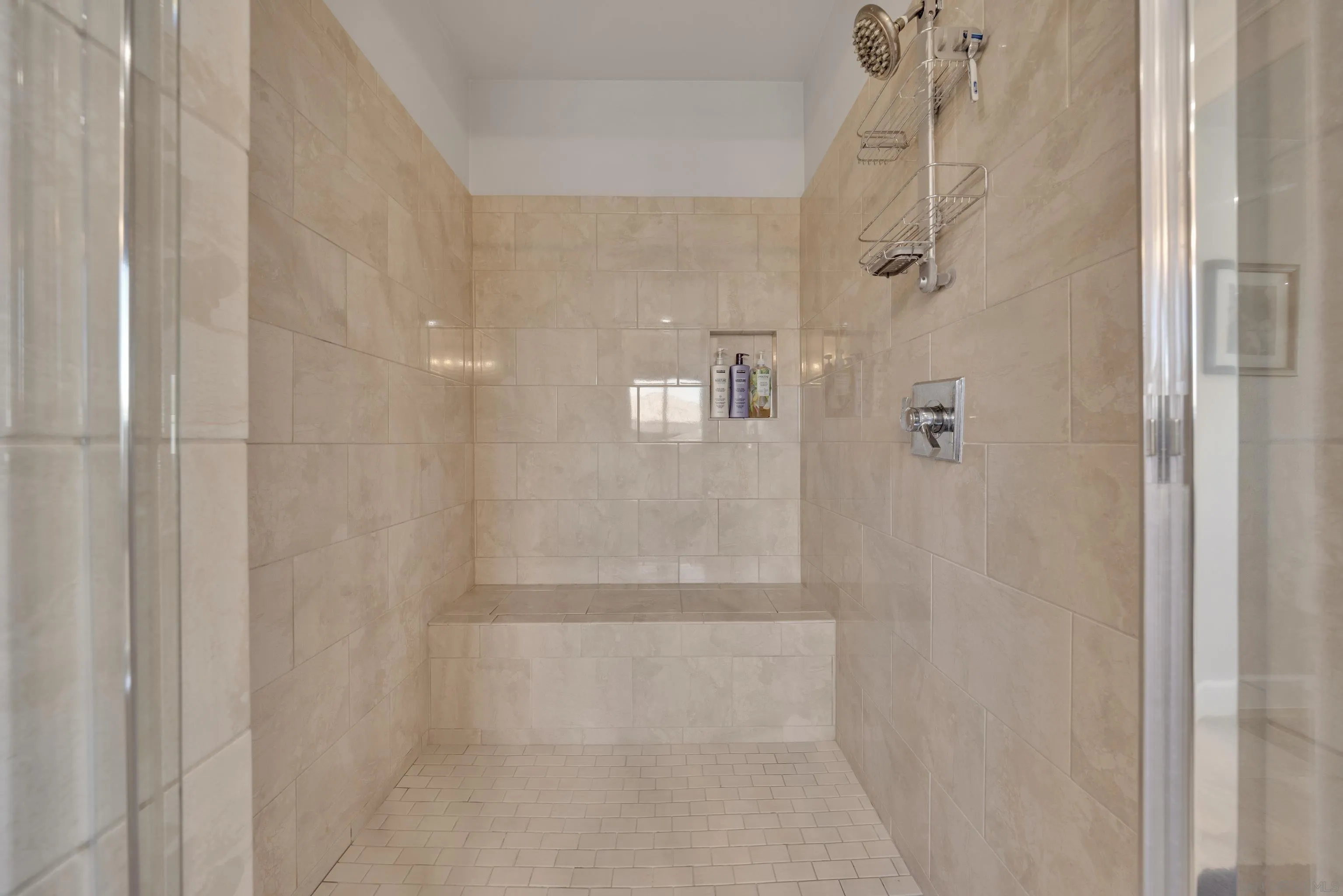 https://cdn.realtyfeed.com/cdn/127/250033302/54ba9e980e63c9cde9fa718981c37e74.webp