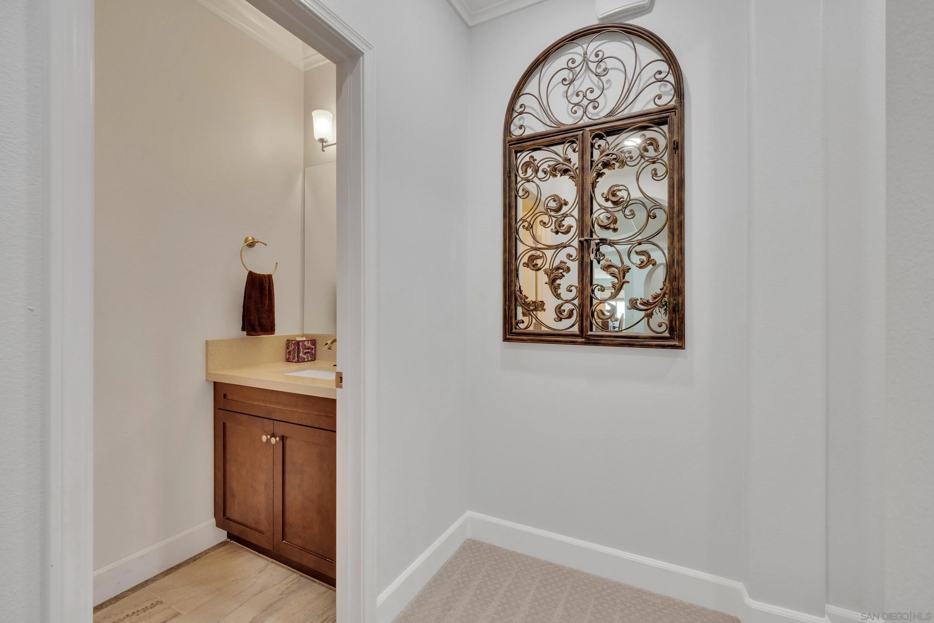 https://cdn.realtyfeed.com/cdn/127/250033302/5acbb76e55fc64a6565ed7d975ef2630.webp
