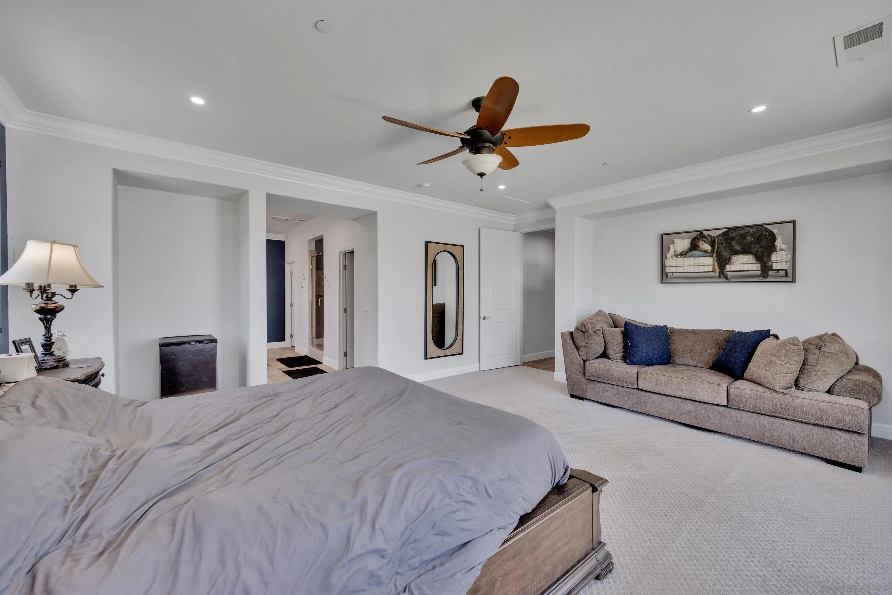 https://cdn.realtyfeed.com/cdn/127/250033302/b89b88e6cc0f45172efba6e0b90f0ce6.webp
