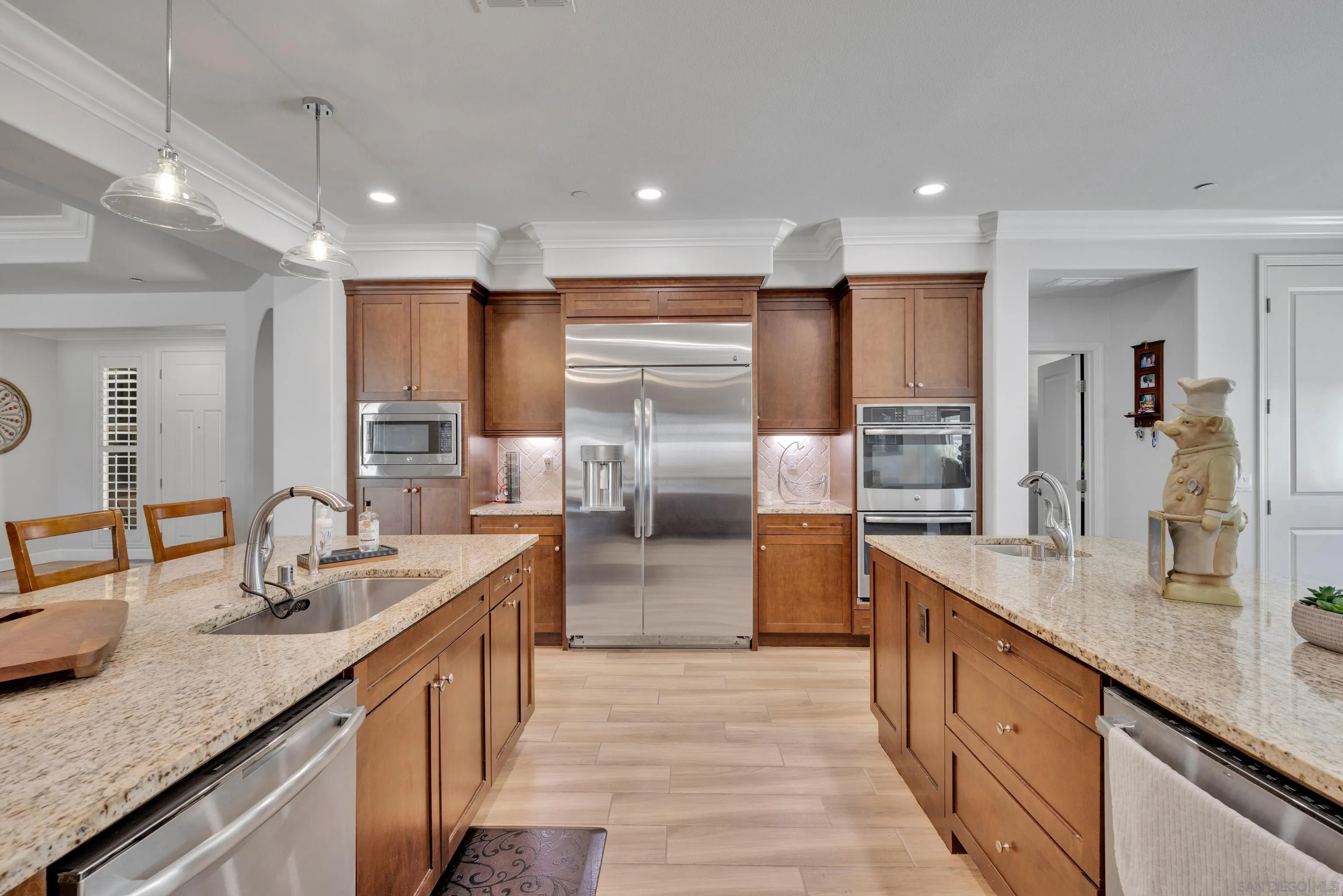 https://cdn.realtyfeed.com/cdn/127/250033302/d69f3b4523a58cd4e66a8f277062d56a.webp