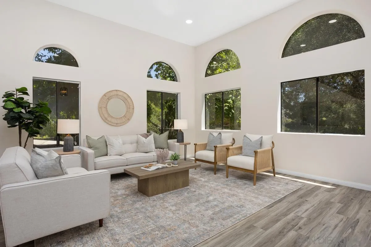 https://cdn.realtyfeed.com/cdn/127/250033303/0385fe4ad38d11b0489948213c40b560.webp