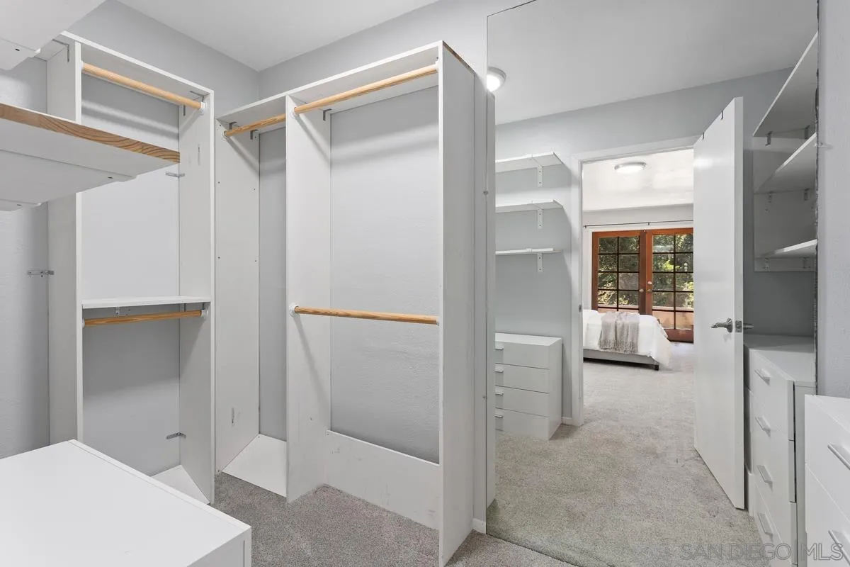 https://cdn.realtyfeed.com/cdn/127/250033303/3eb0d2ab4deed4366df6900f1207a1b7.webp