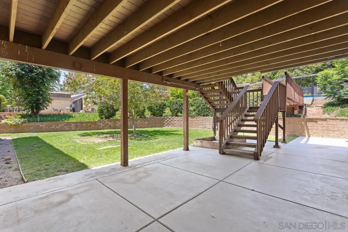 https://cdn.realtyfeed.com/cdn/127/250033303/645c8ac8f9ba0860c3cfa121bce67fc9.webp