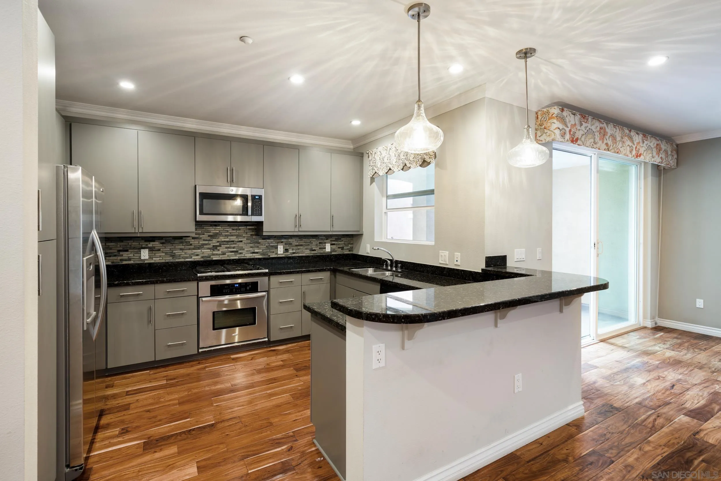 Photo #9: 250033308 Listing: Photo #9