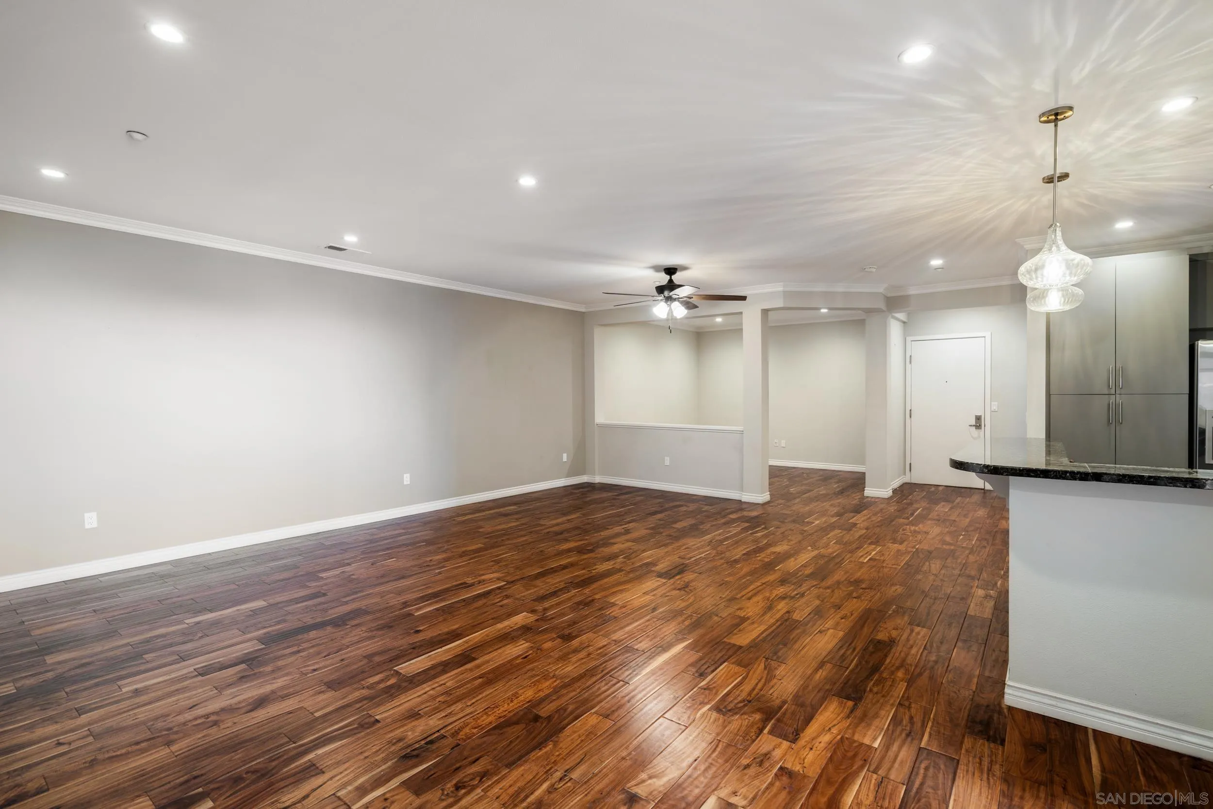 Photo #11: 250033308 Listing: Photo #11