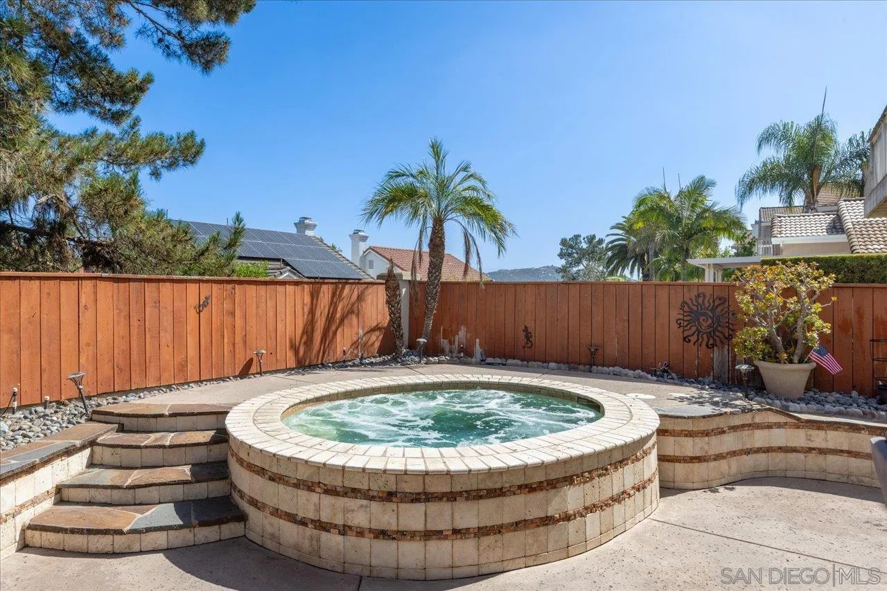 https://cdn.realtyfeed.com/cdn/127/250033310/4c76fe026ab9dbc928169455d98f94d3.webp