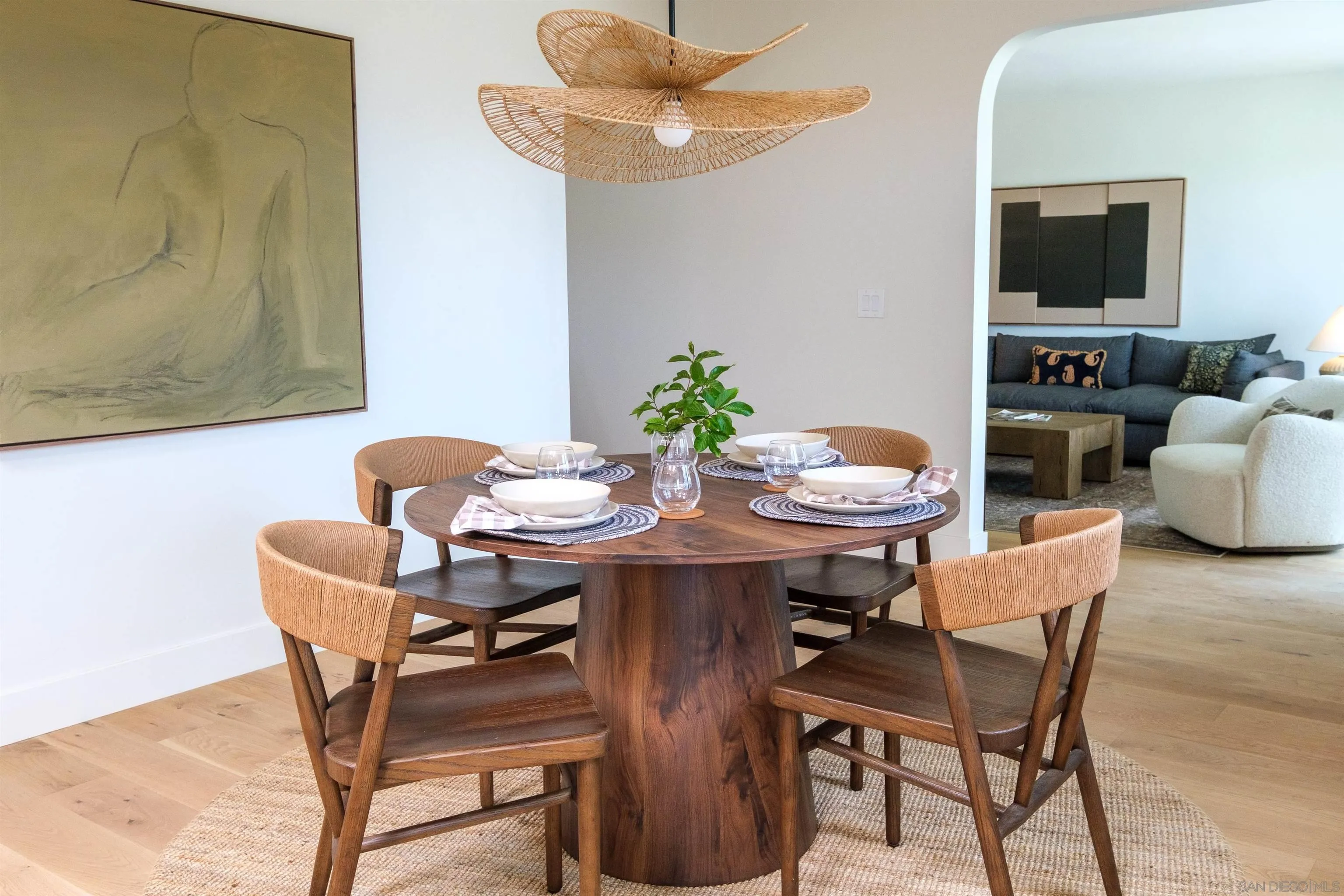 https://cdn.realtyfeed.com/cdn/127/250033316/6041f46c1654409cc8e4fc731d16a9eb.webp