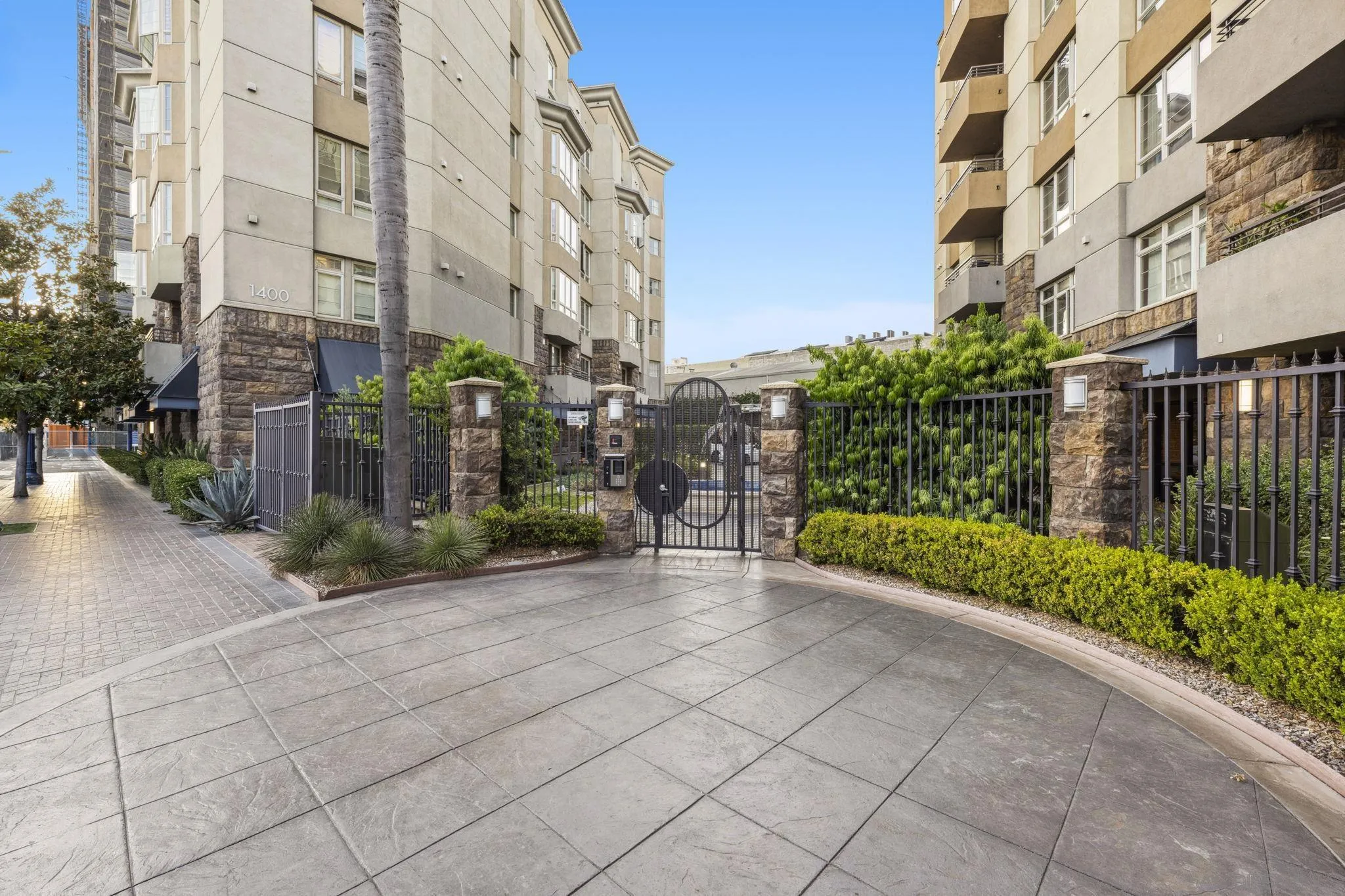 Photo #3: 250033327 Listing 