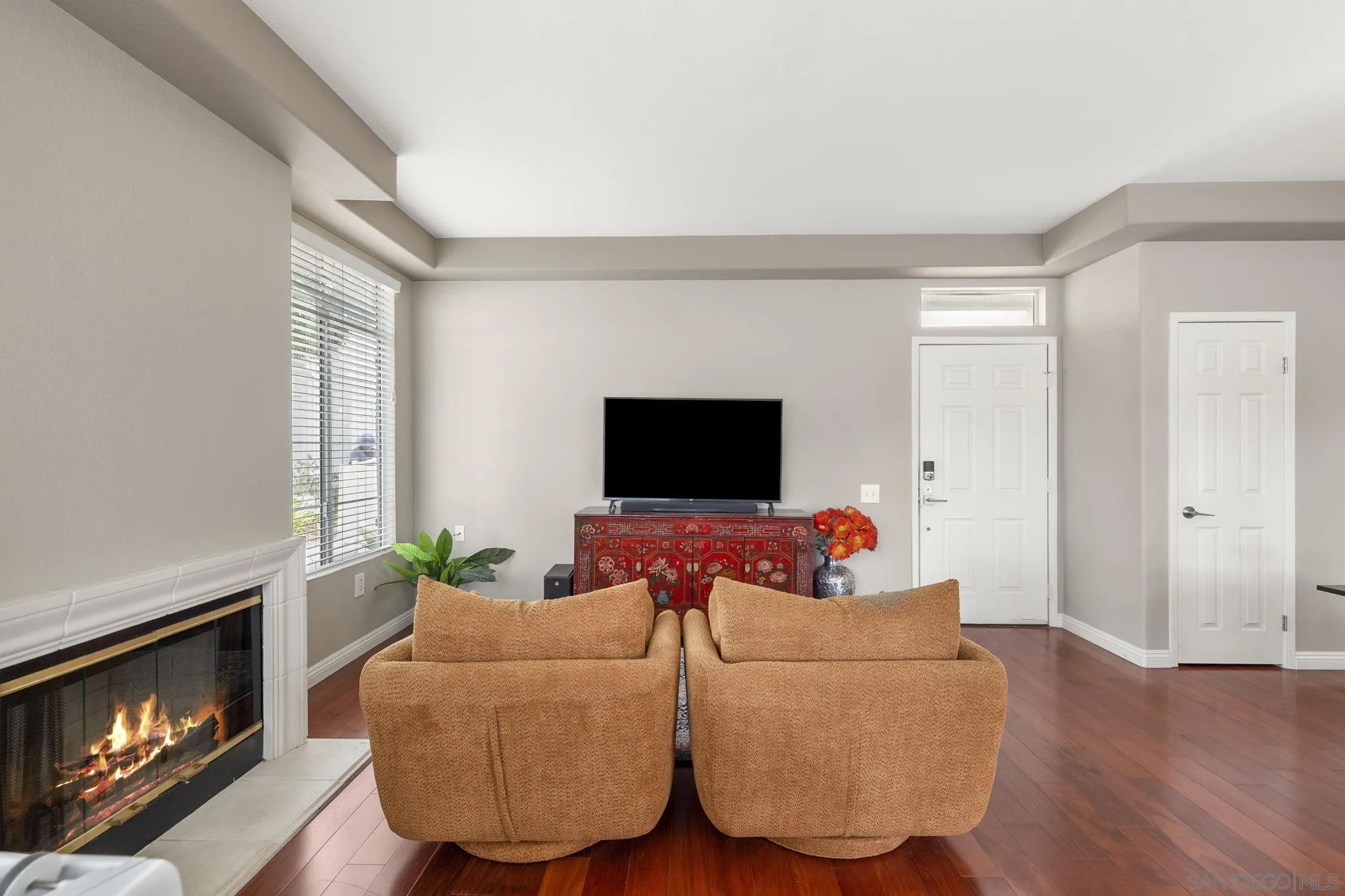 Photo #5: 250033339 Listing 