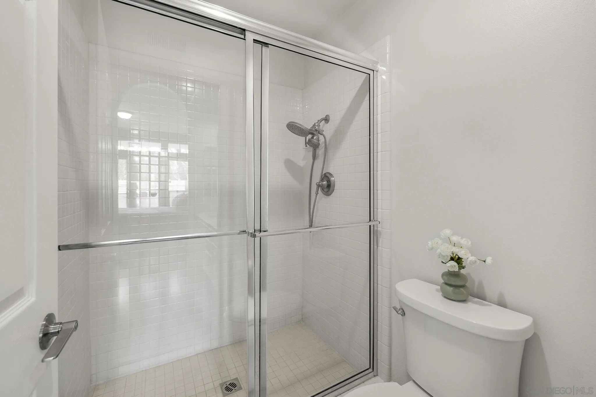 Photo #21: 250033339 Listing: Photo #21