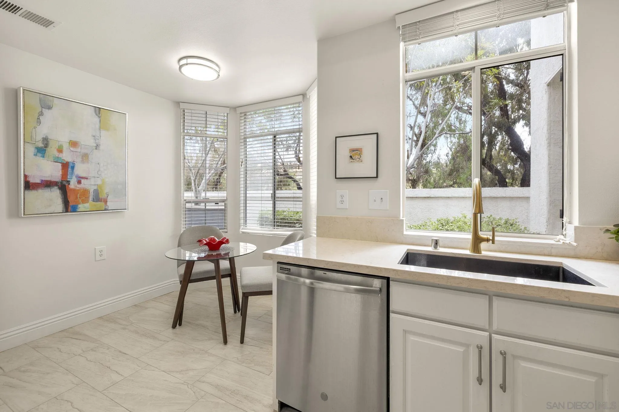 Photo #11: 250033339 Listing: Photo #11