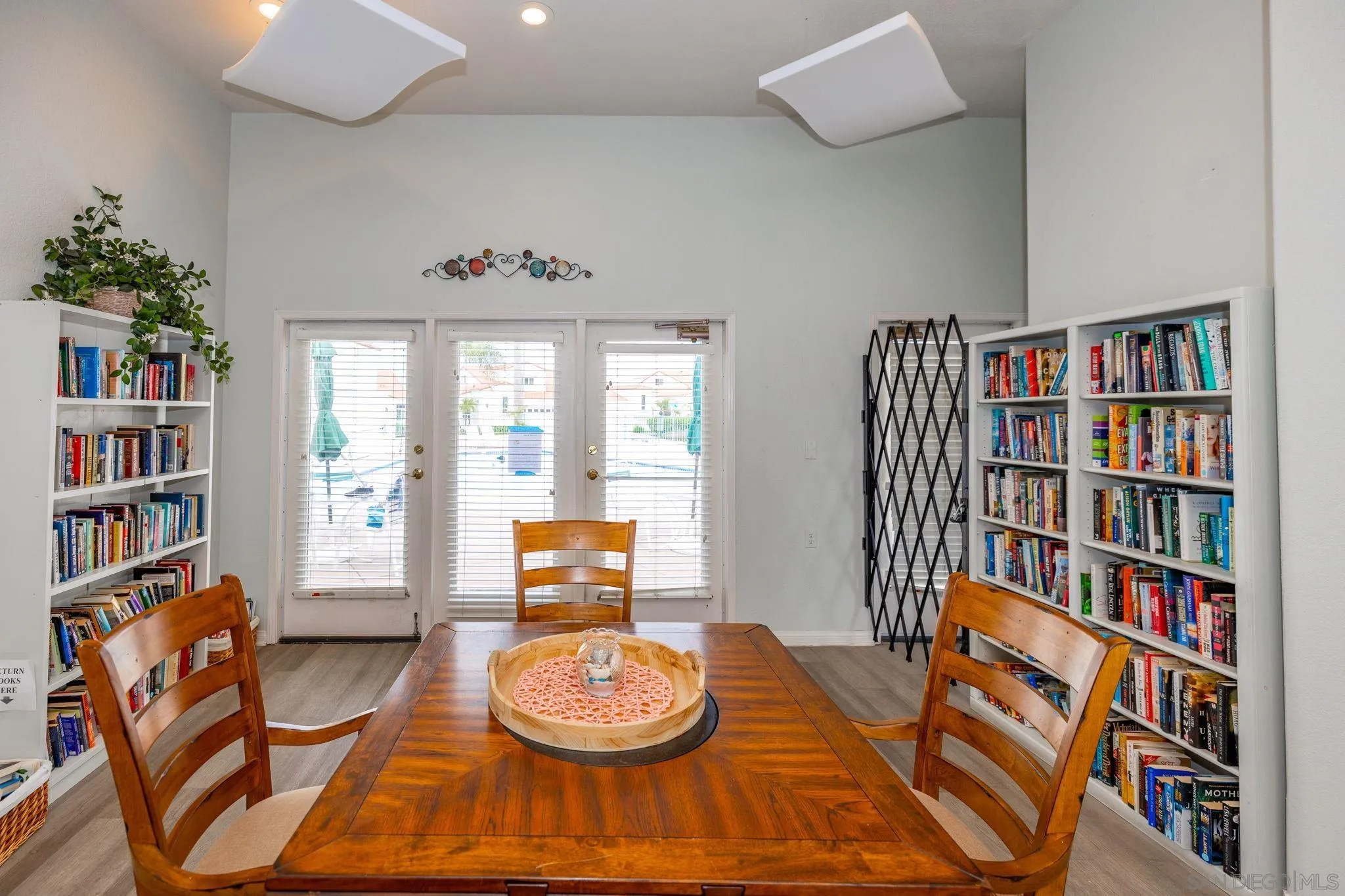 Photo #32: 250033339 Listing: Photo #32