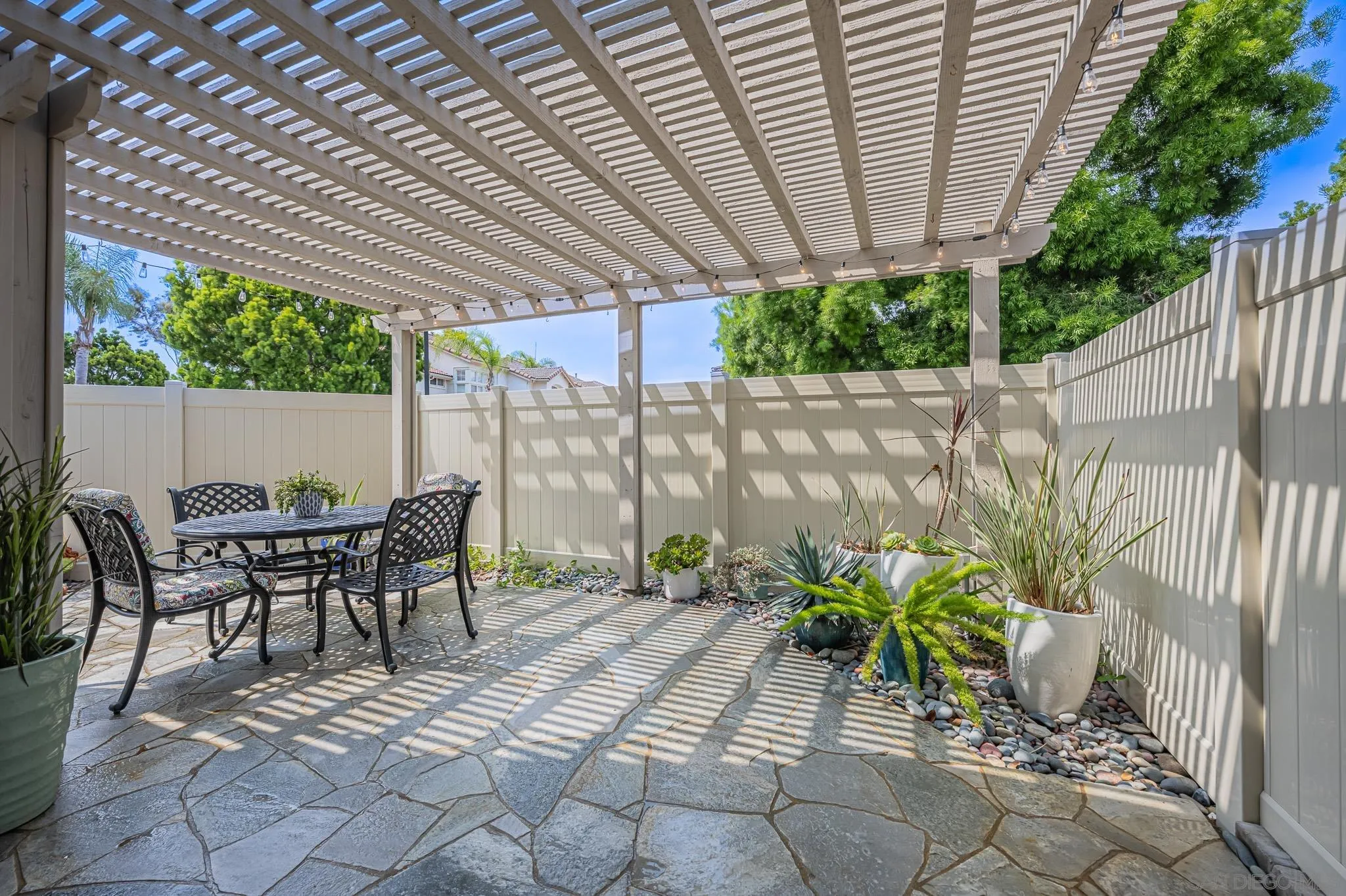 Photo #17: 250033341 Listing: Photo #17
