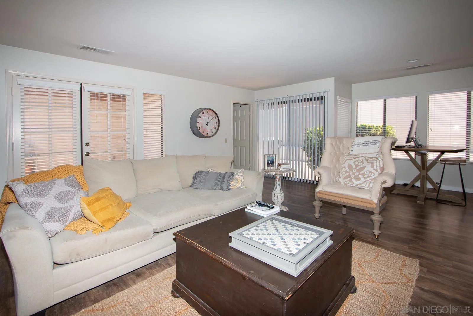https://cdn.realtyfeed.com/cdn/127/250033354/7b783d385d2bbecd813b6be0fc4e7e0a.webp