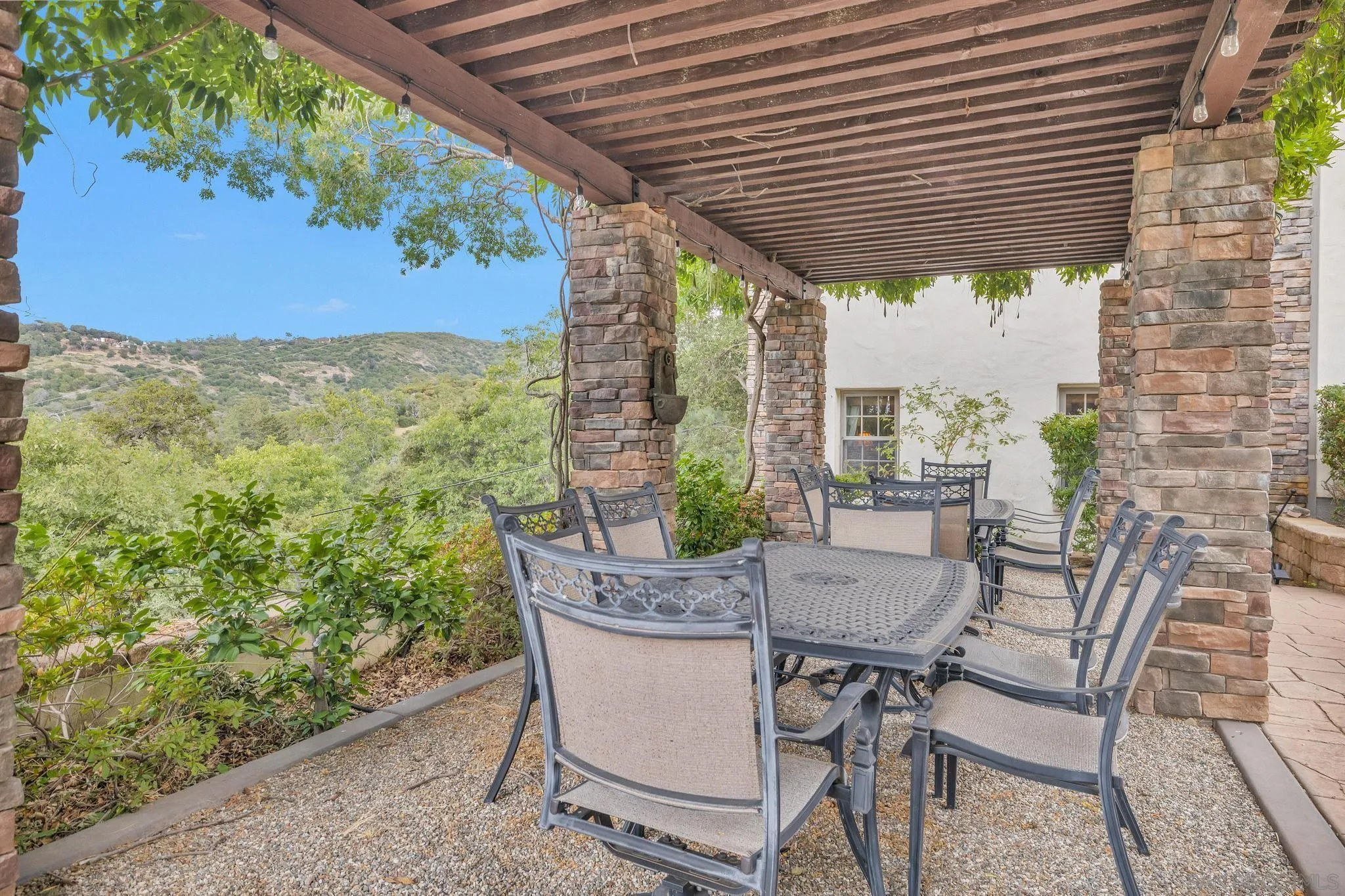 https://cdn.realtyfeed.com/cdn/127/250033370/3156e5ed292e8f457c1f13962f048862.webp