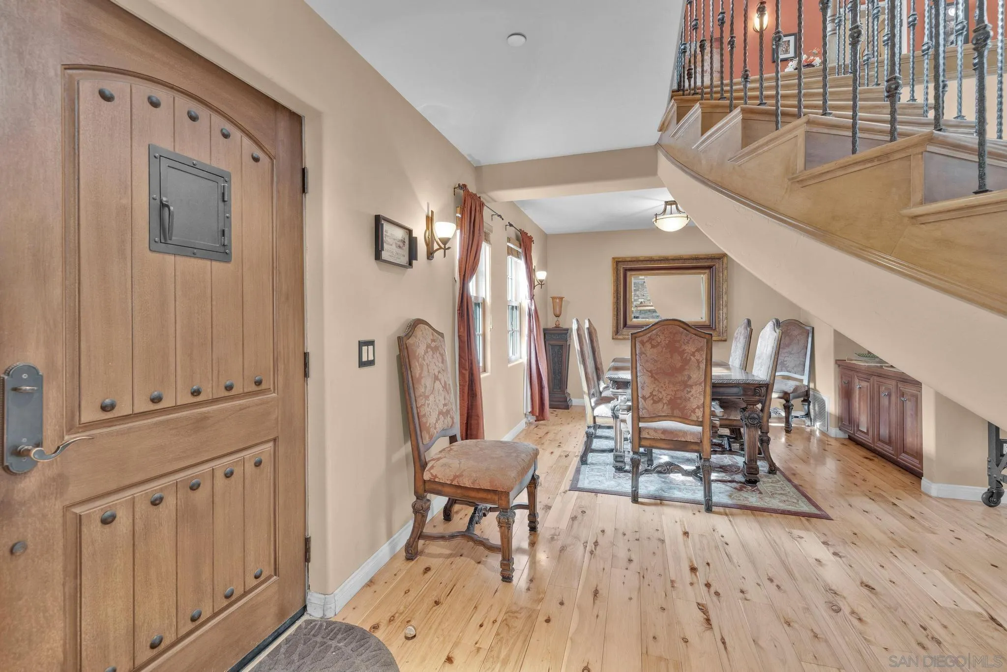 https://cdn.realtyfeed.com/cdn/127/250033370/5e6ea1b68b7f1ab934da22c782e82736.webp