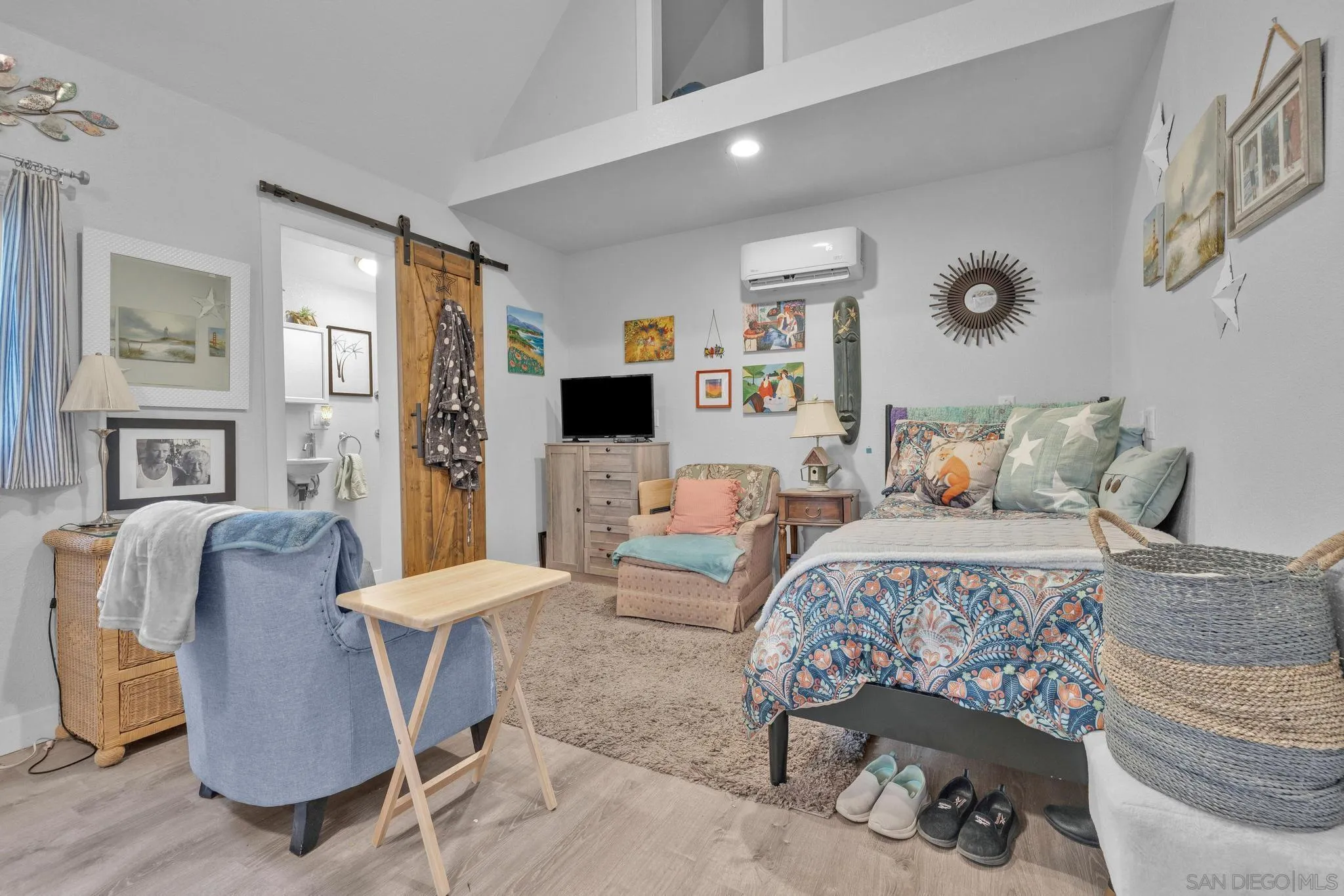 https://cdn.realtyfeed.com/cdn/127/250033370/850dc0811c93a49c7e77d3a78902eed9.webp