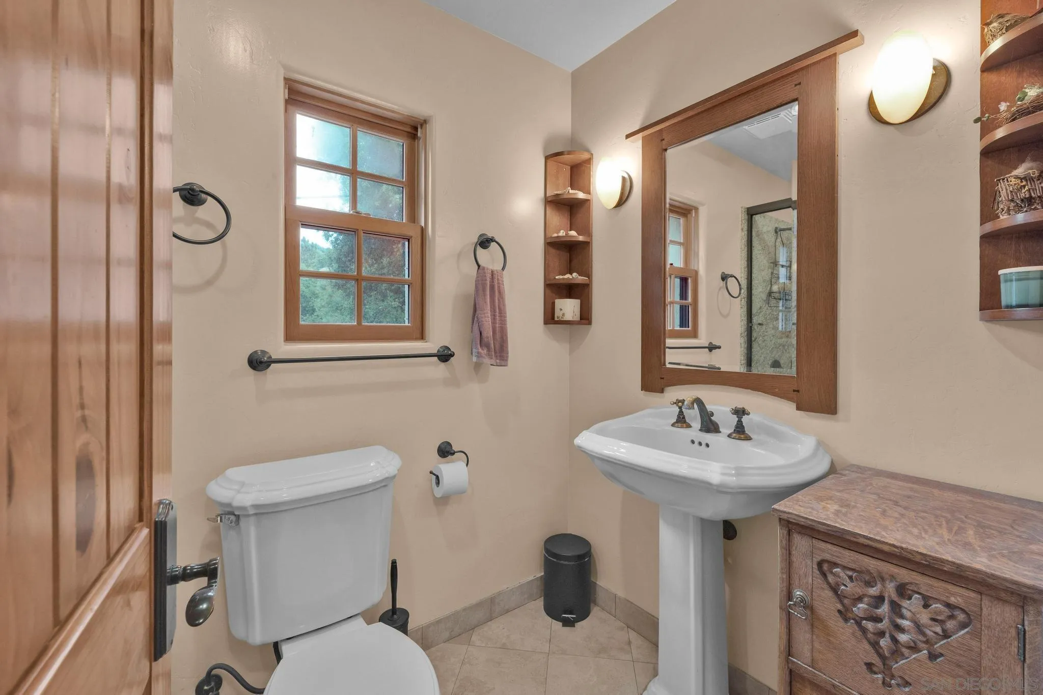 https://cdn.realtyfeed.com/cdn/127/250033370/9a784158f343f1bfdbd6c93b9f501842.webp