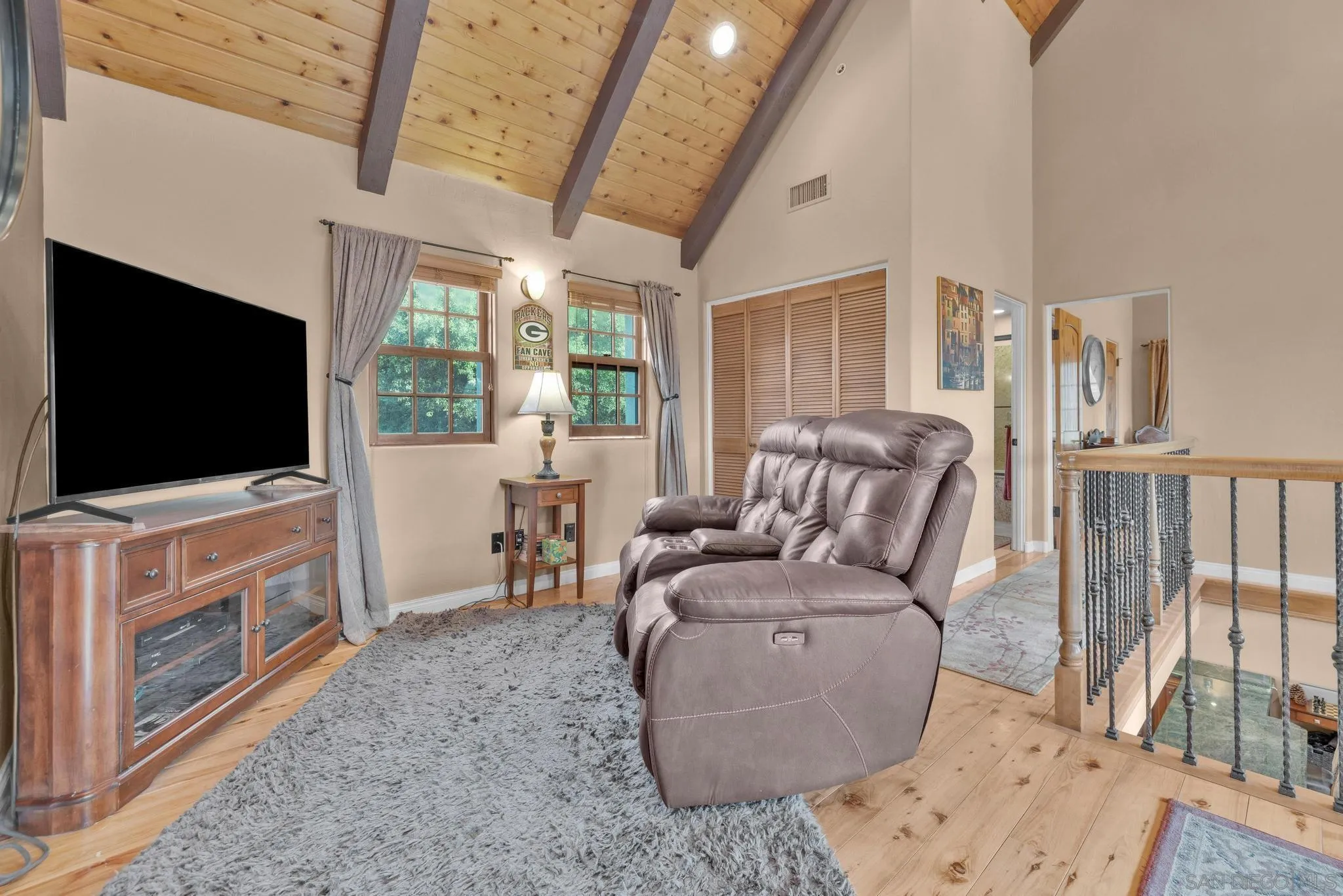https://cdn.realtyfeed.com/cdn/127/250033370/9c61c59a7a48bd1acfafd9a5bb79e8ea.webp