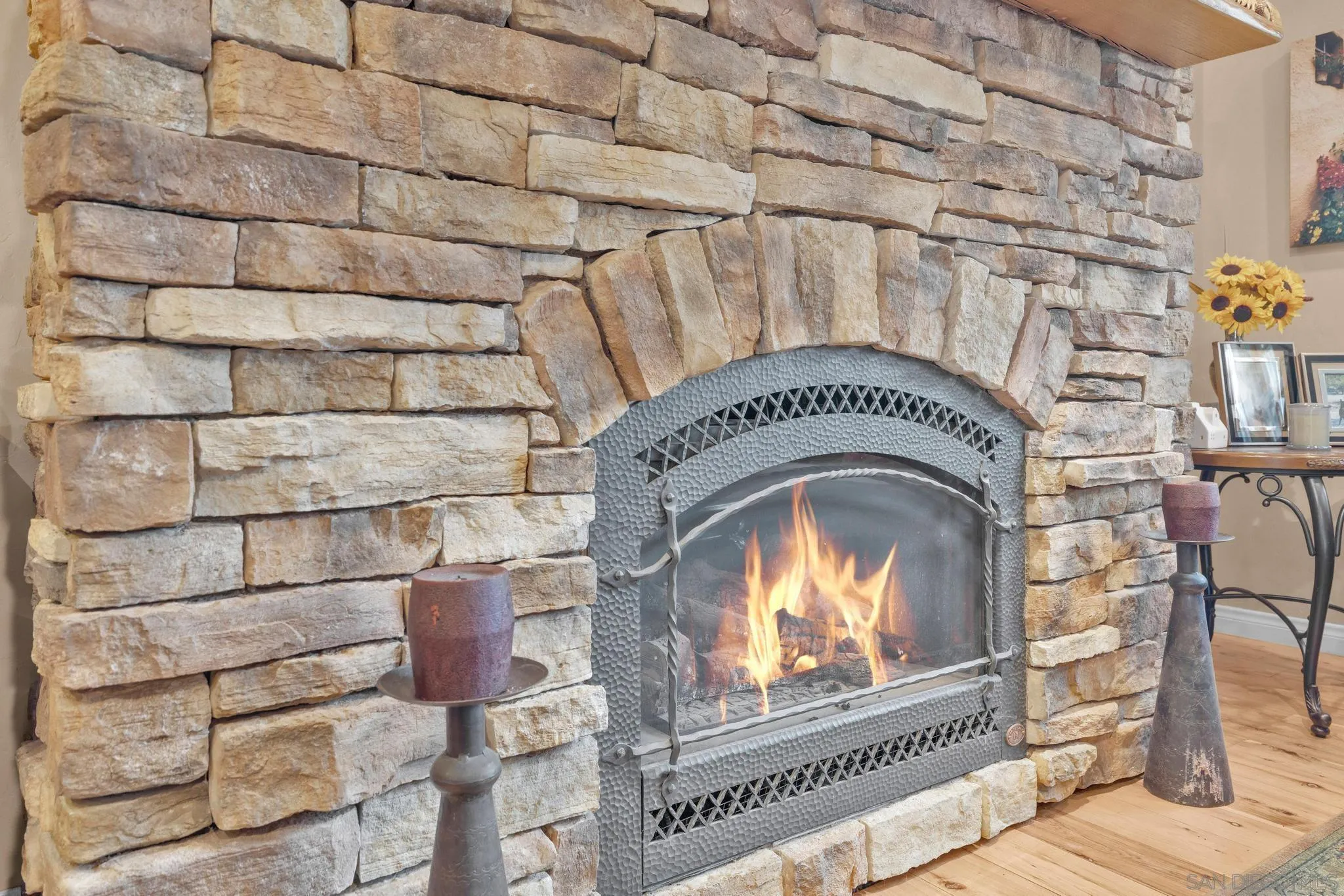 https://cdn.realtyfeed.com/cdn/127/250033370/afca86ba103c36e09d3fa475b6ba1b79.webp
