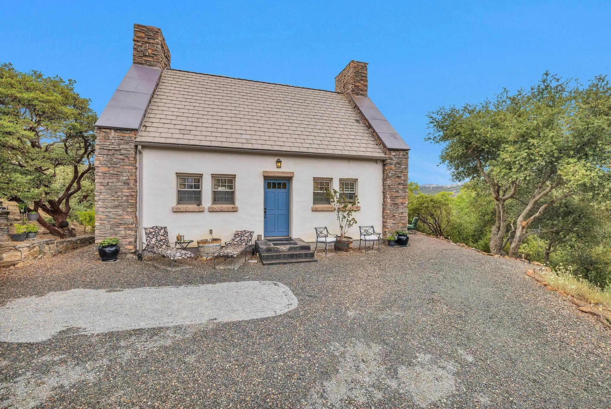 https://cdn.realtyfeed.com/cdn/127/250033370/c5087b440f5eb9a8d04bc82c3c5beb54.webp