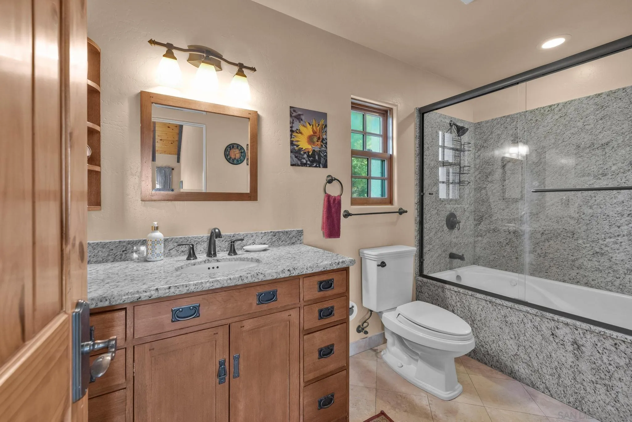 https://cdn.realtyfeed.com/cdn/127/250033370/fe71f7b9580fa8b415d0fc26b81e1743.webp