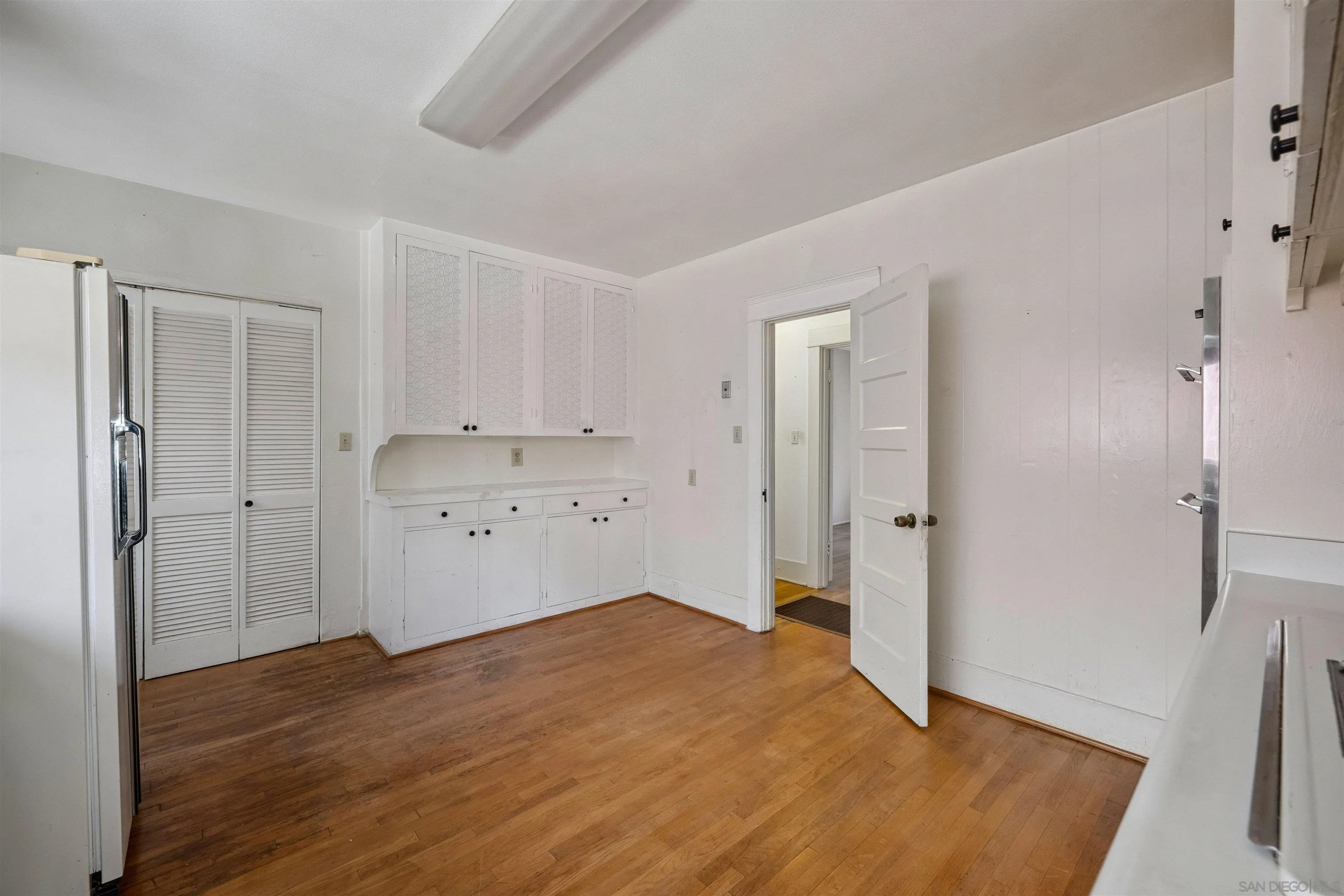 https://cdn.realtyfeed.com/cdn/127/250033373/1b894315ff6be77cca3422945b6f98e5.webp