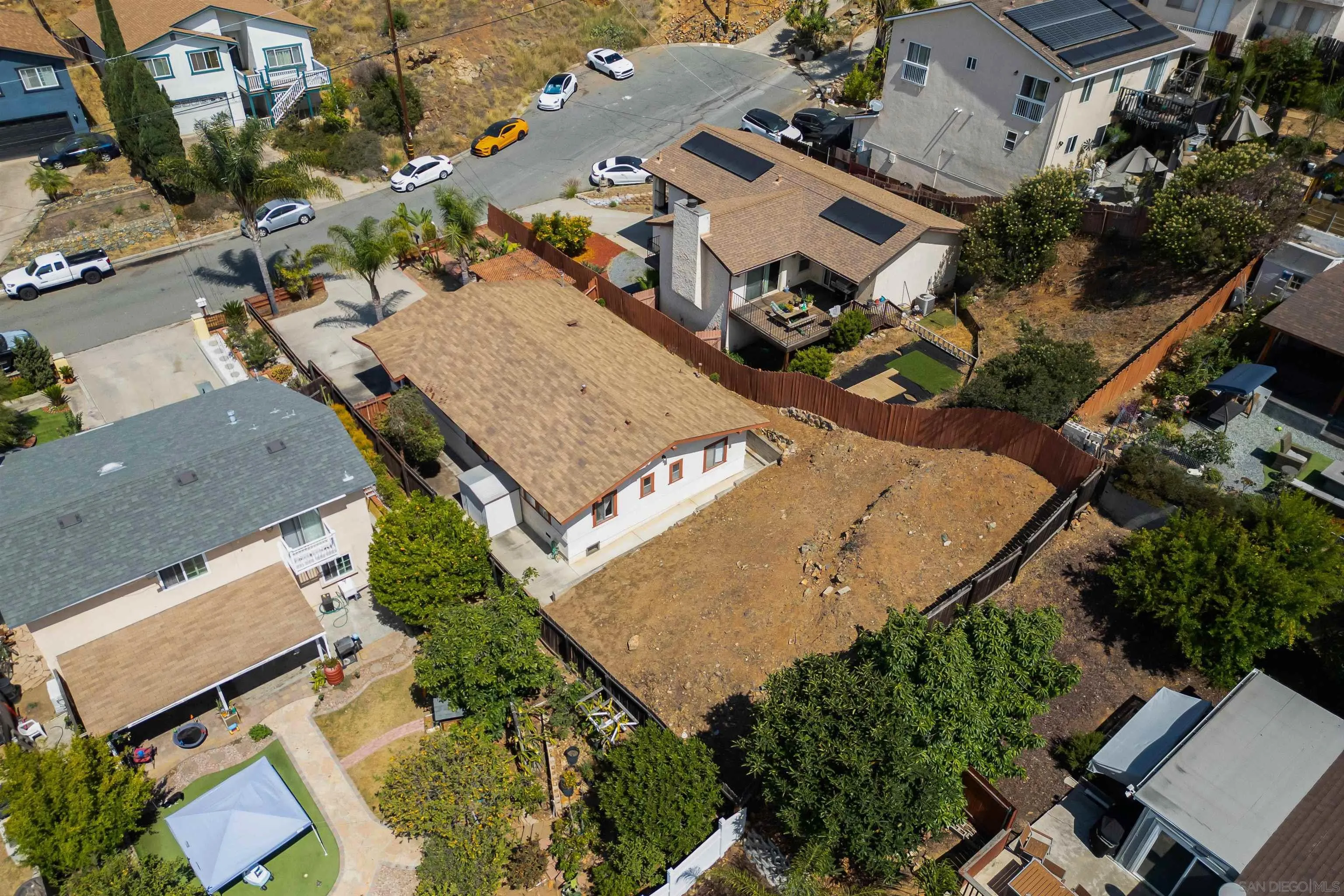 https://cdn.realtyfeed.com/cdn/127/250033373/d8c28ba774995c332372d4d13357308e.webp