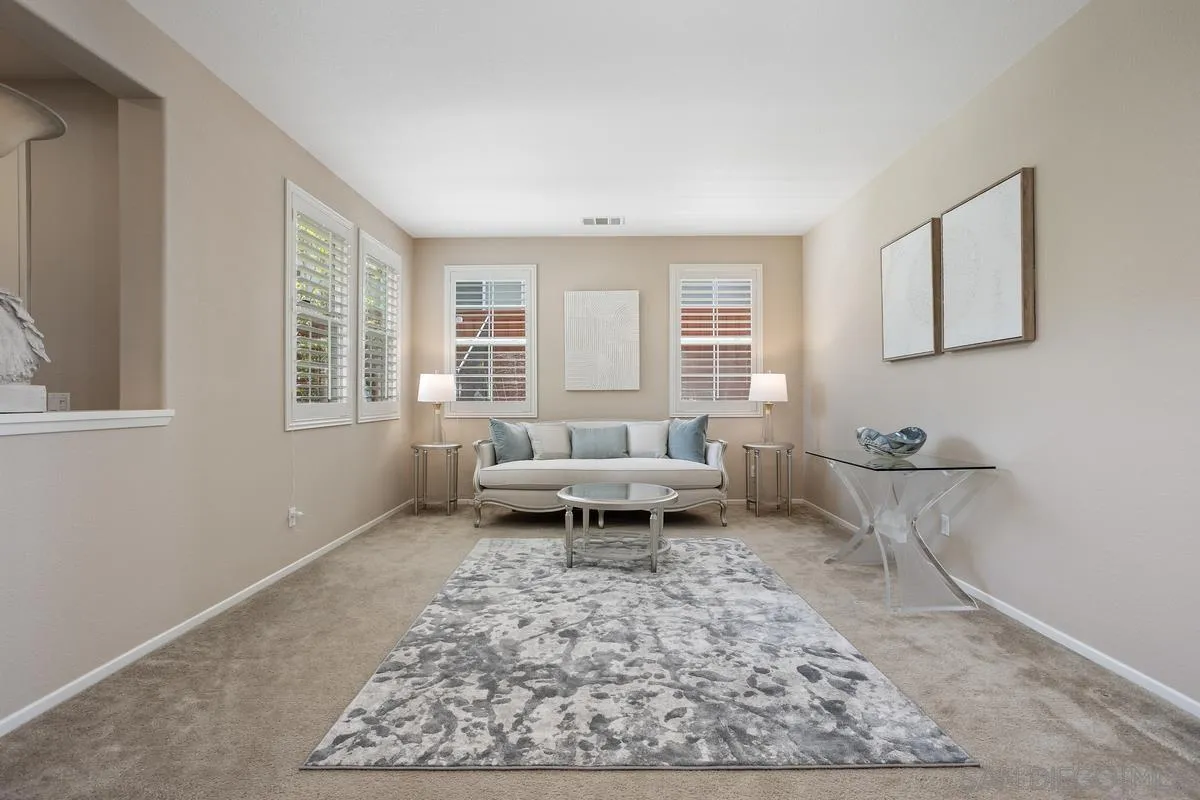 https://cdn.realtyfeed.com/cdn/127/250033374/303d5f9728d043d7007cddaf492b524a.webp