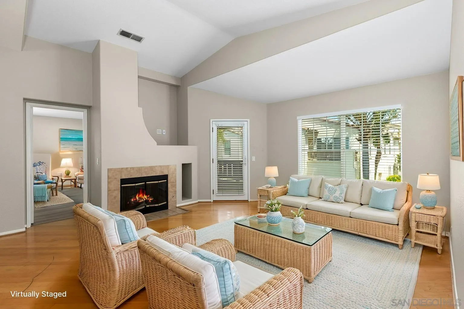 https://cdn.realtyfeed.com/cdn/127/250033378/13fb2a19f100efa3824e9a13614b0669.webp